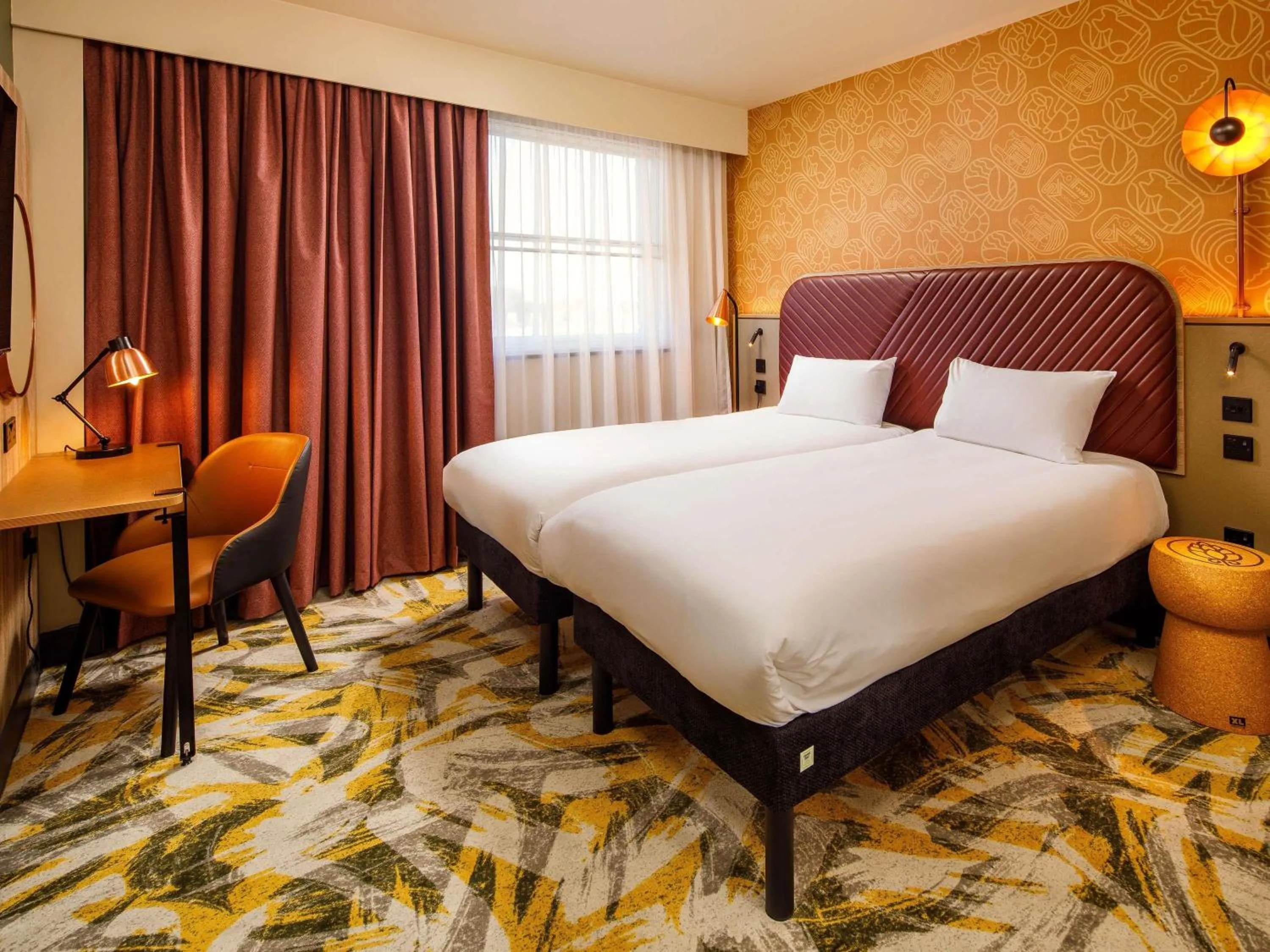 Bedroom, Bed in ibis Styles York Centre