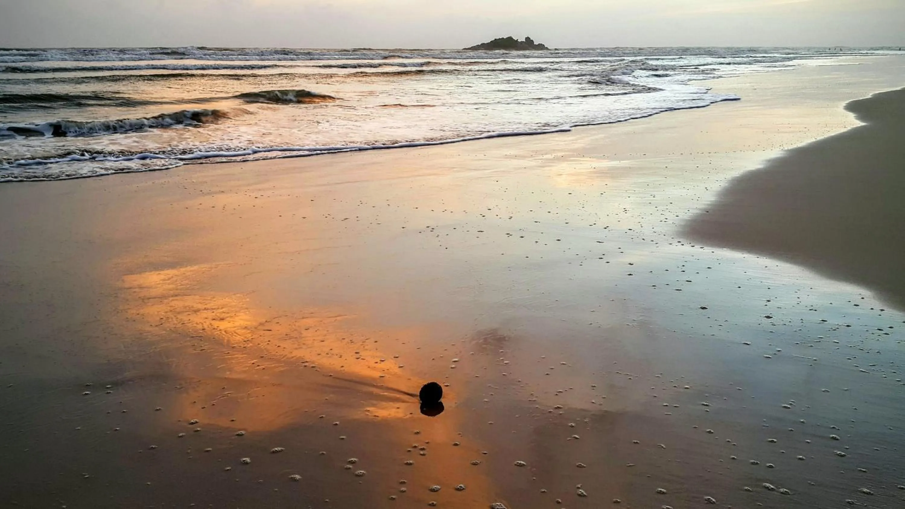 Beach in Lanka Princess All Inclusive Hotel