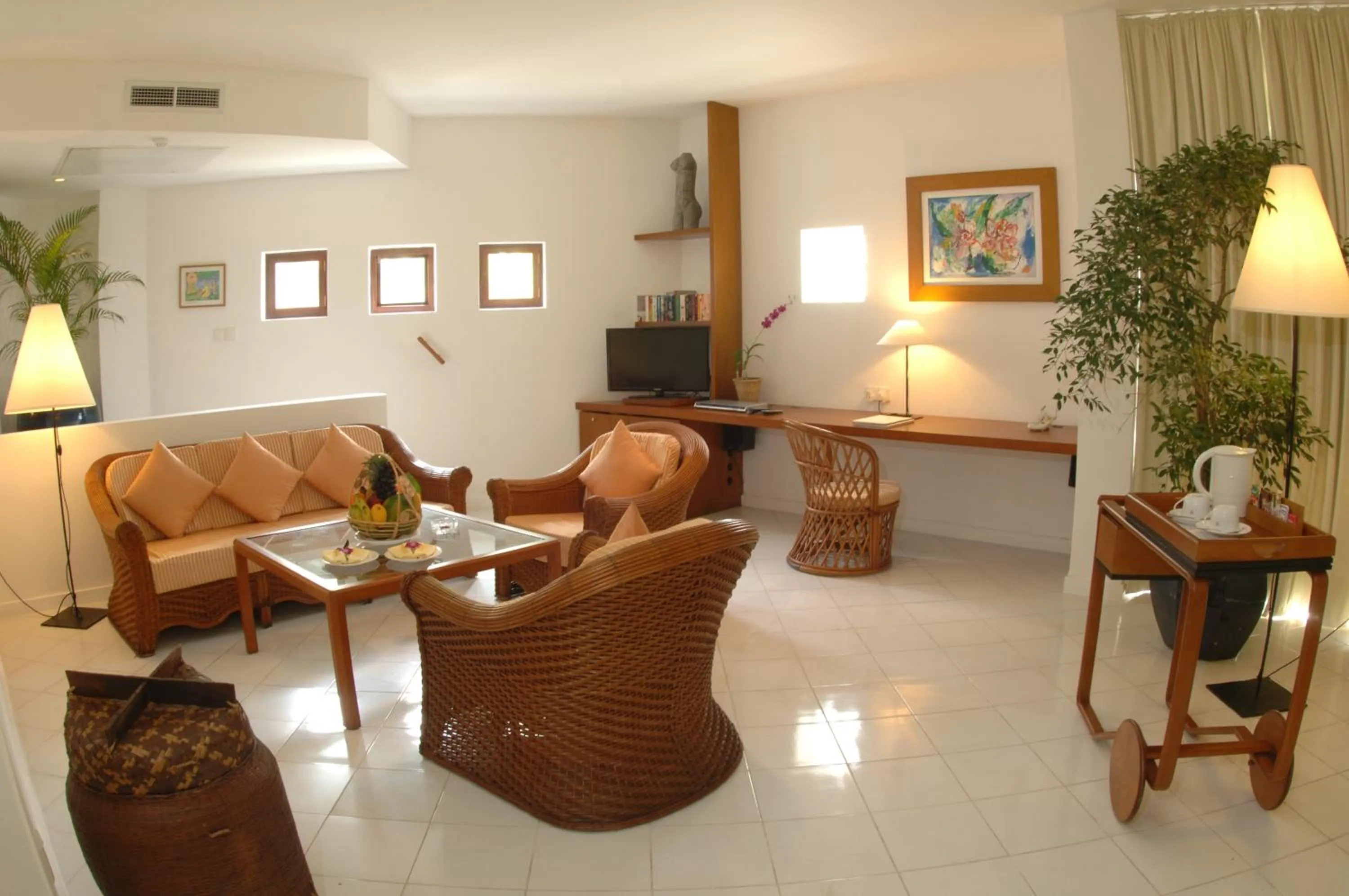 Living room in Lanka Princess All Inclusive Hotel