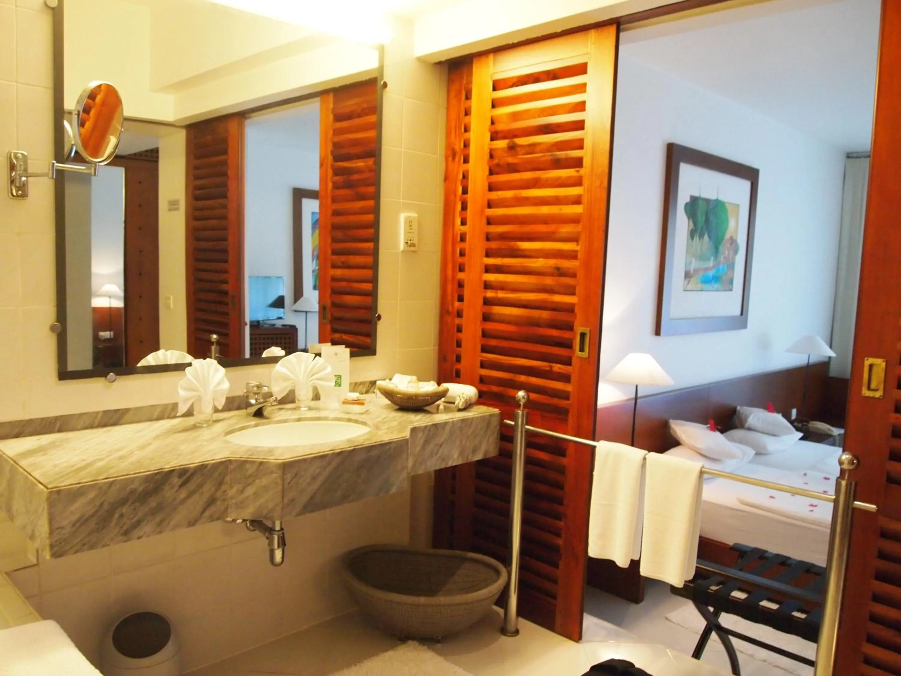 Bathroom, Bed in Lanka Princess All Inclusive Hotel