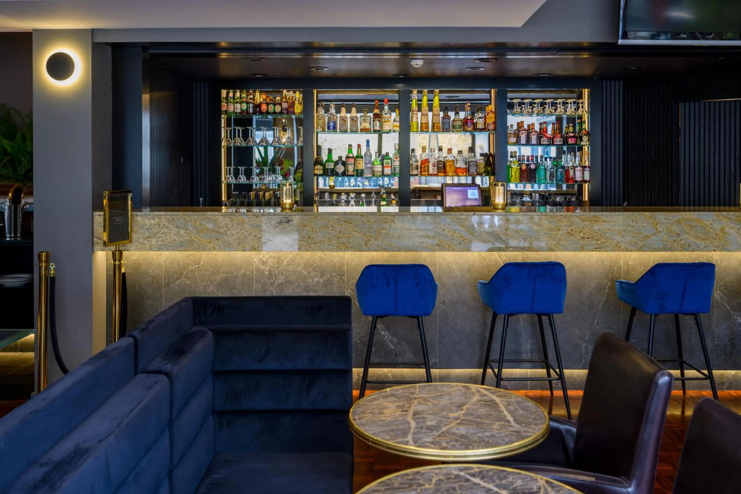 Lounge or bar in Crest on Barkly Hotel