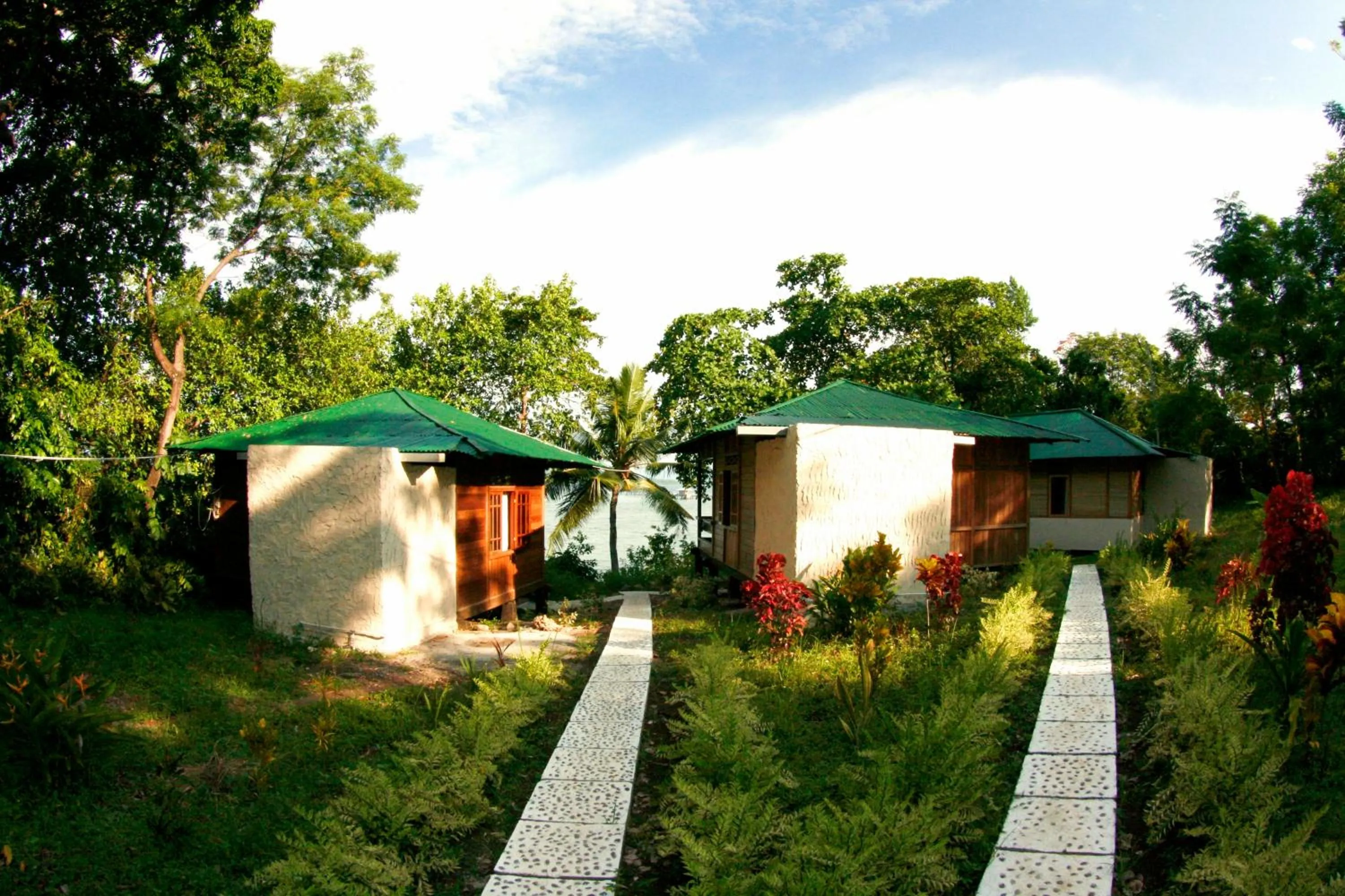 Facade/entrance in Bunaken Divers Sea Breeze Resort