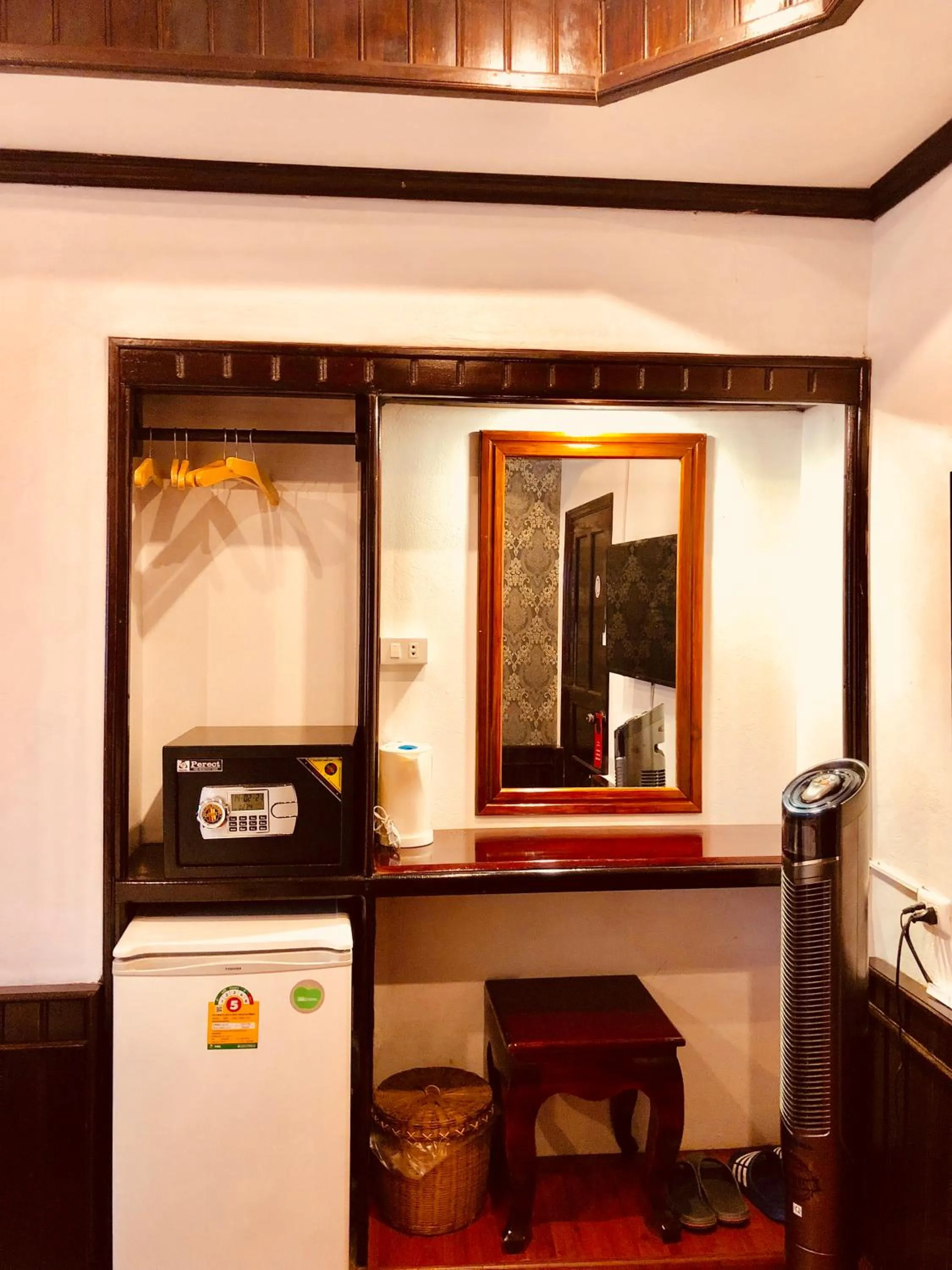 Decorative detail in Merry Riverside Hotel