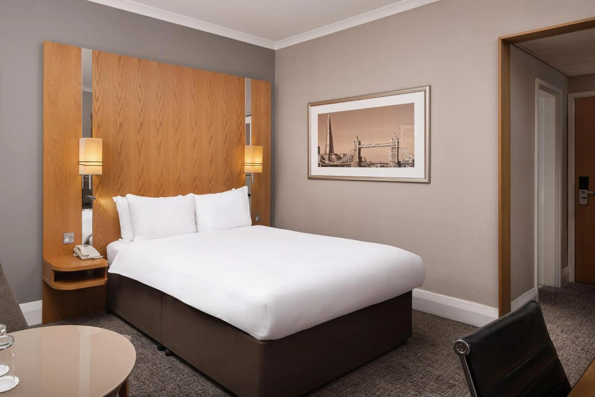Photo of the whole room, Bed in Crowne Plaza London Ealing by IHG