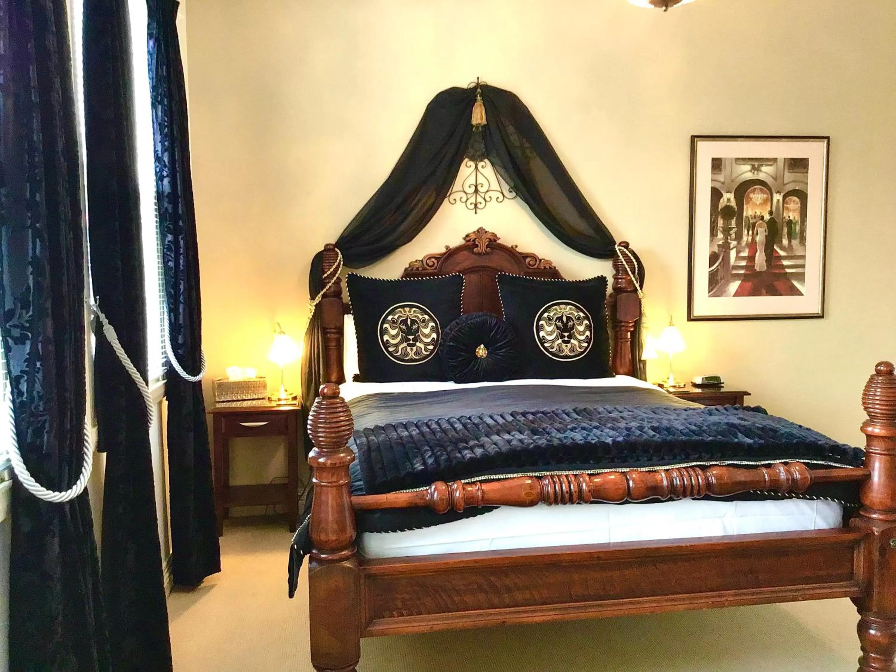 Bed in Kurrajong House