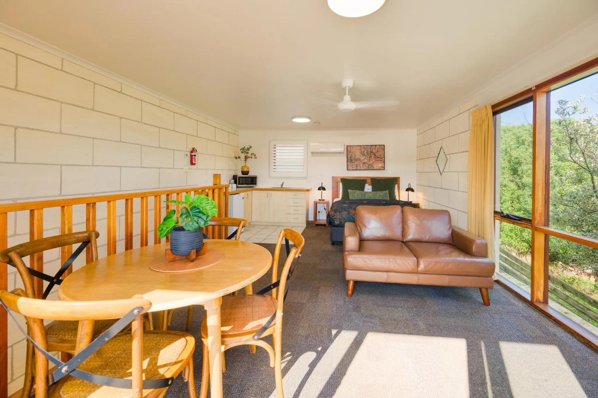 Living room in Loch Ard Motor Inn