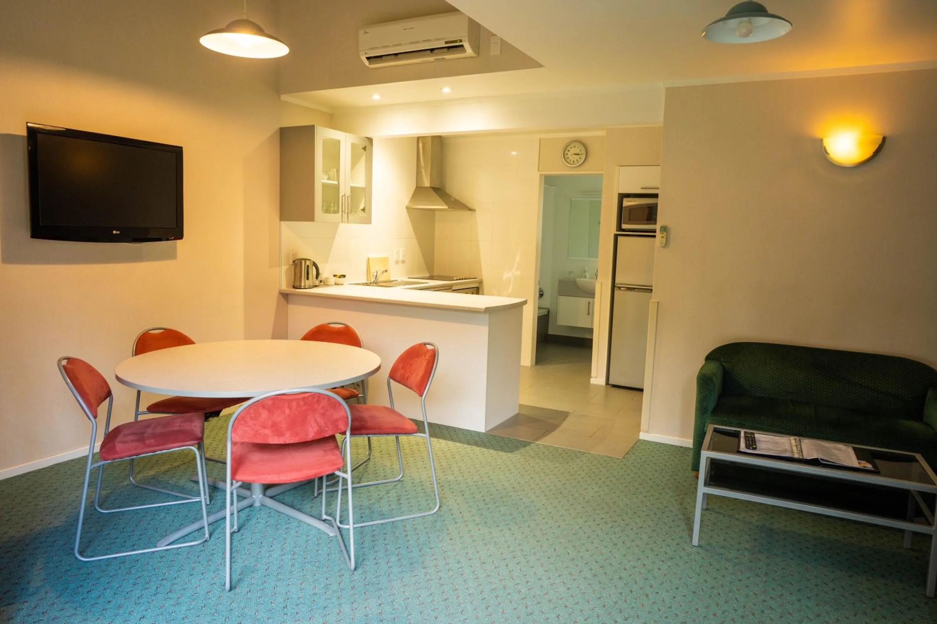 Living room in Bucket Tree Lodge