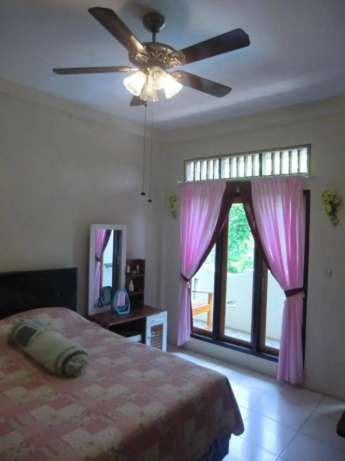 Bed in Bunaken Sea Garden Resort