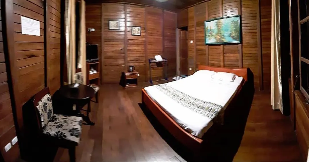 Bed in Highland Resort & Nature Tours