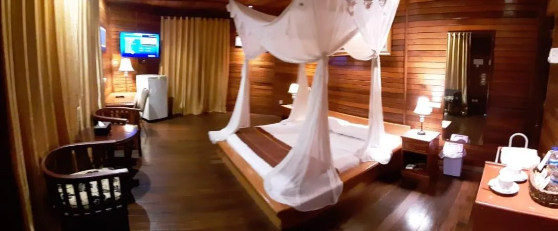 cot, Bed in Highland Resort & Nature Tours