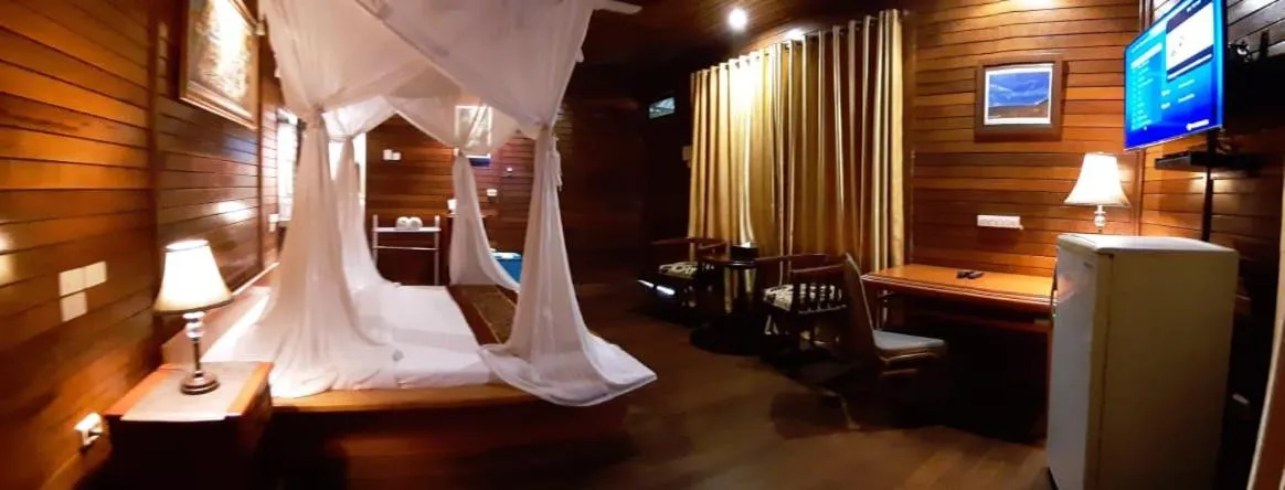 Coffee/tea facilities, Bed in Highland Resort & Nature Tours