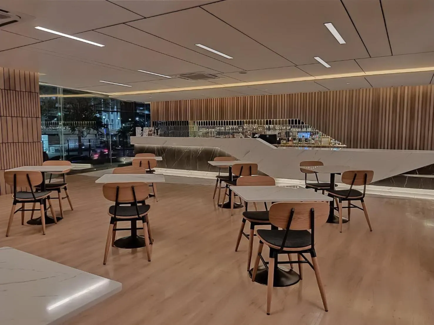 Restaurant/places to eat in Bangkok Inter Place