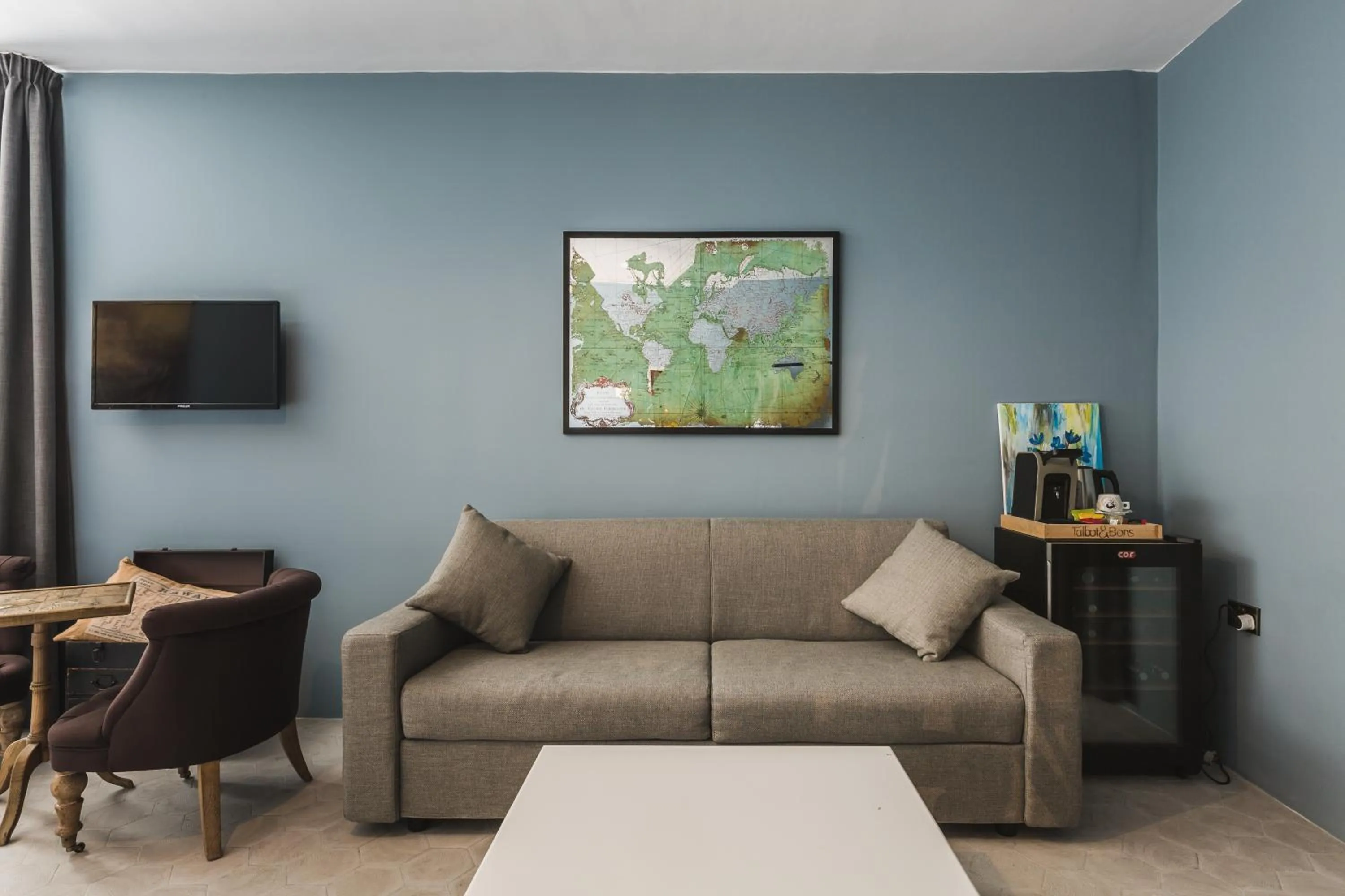 Talbot & Bons Bed & Breakfast