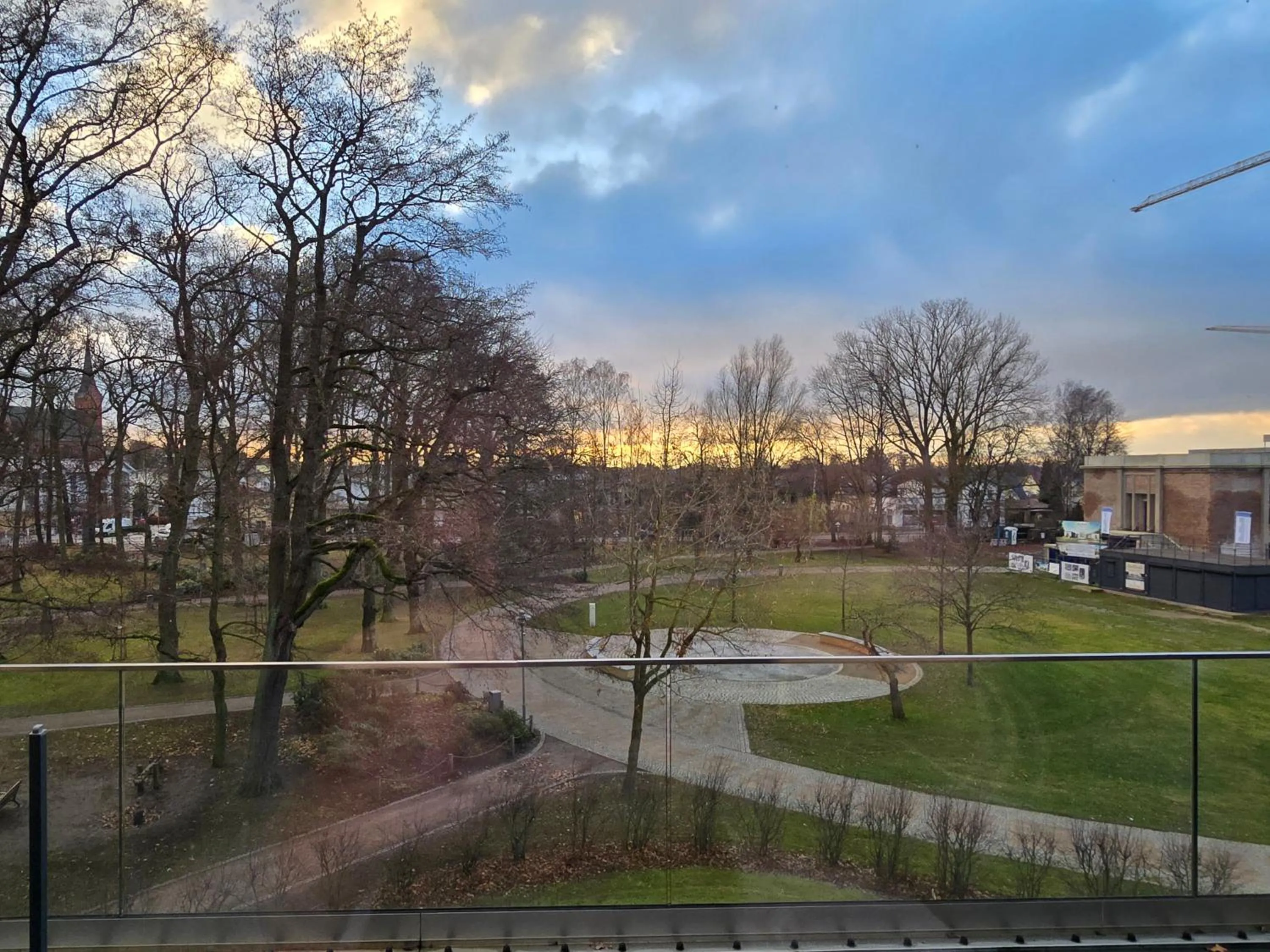 Garden view in Hotel am Kurpark