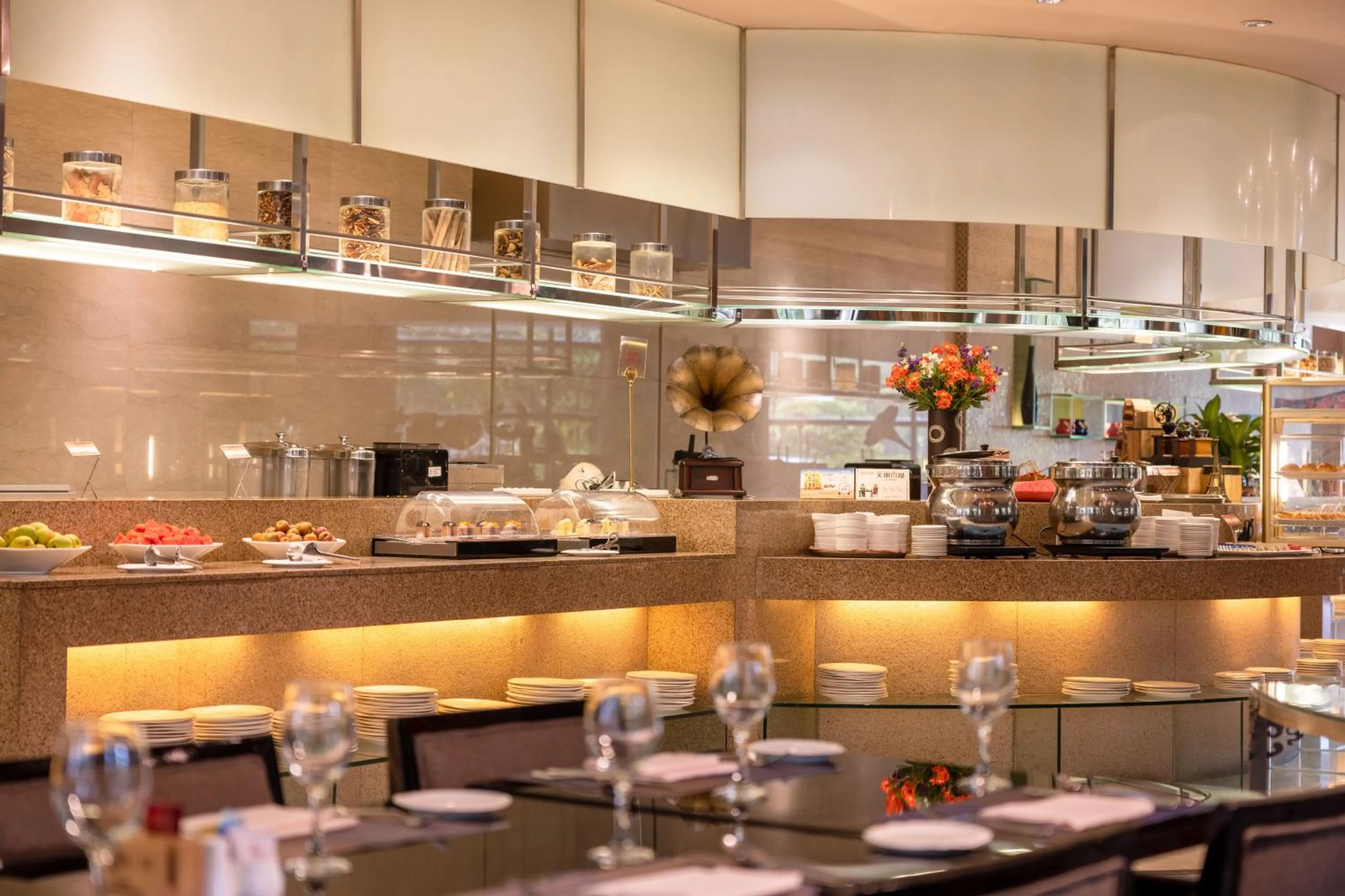 Food and drinks in Shenzhen Baolilai International Hotel (Baoan, Fuyong)