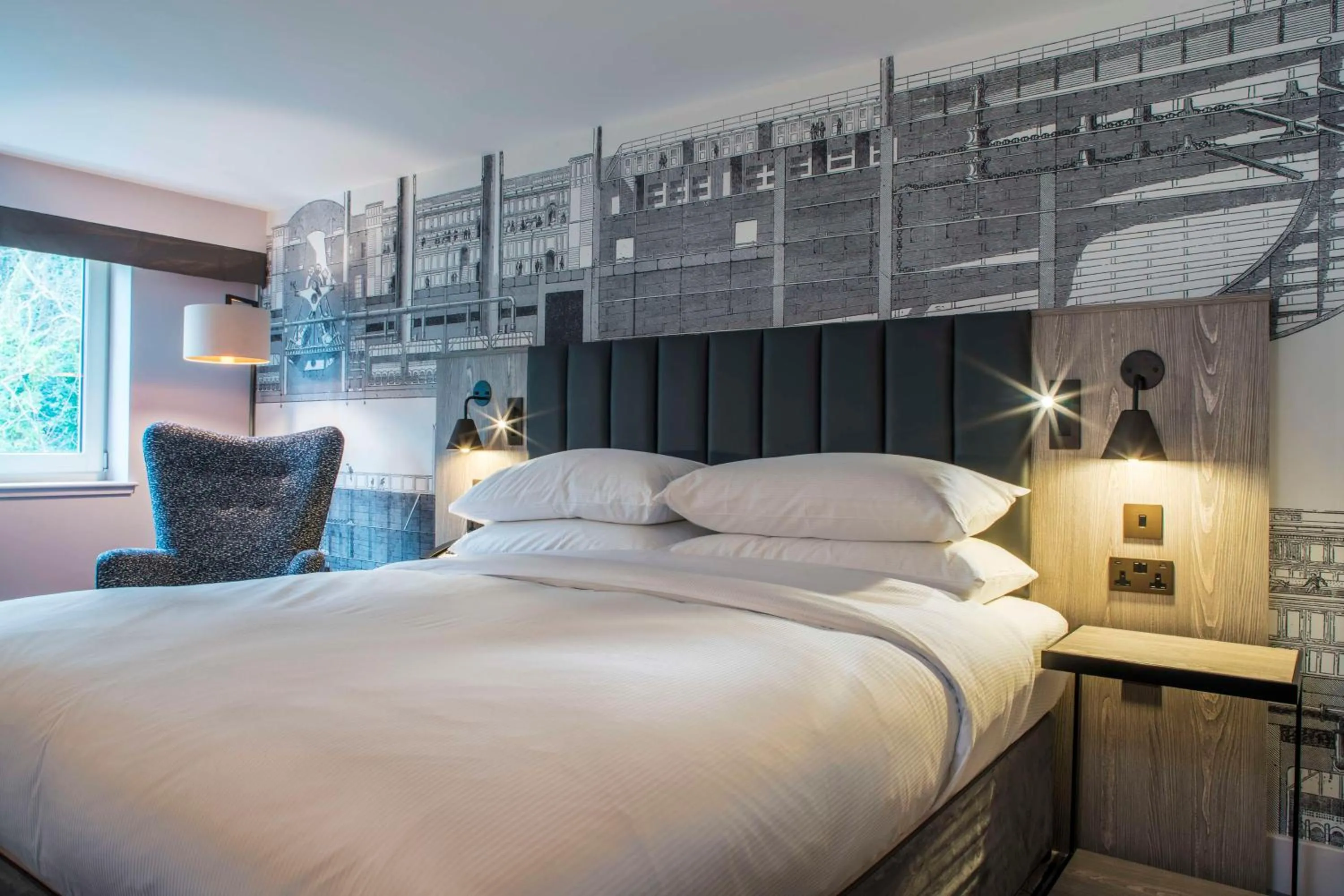 Bed in DoubleTree by Hilton Bristol South - Cadbury House