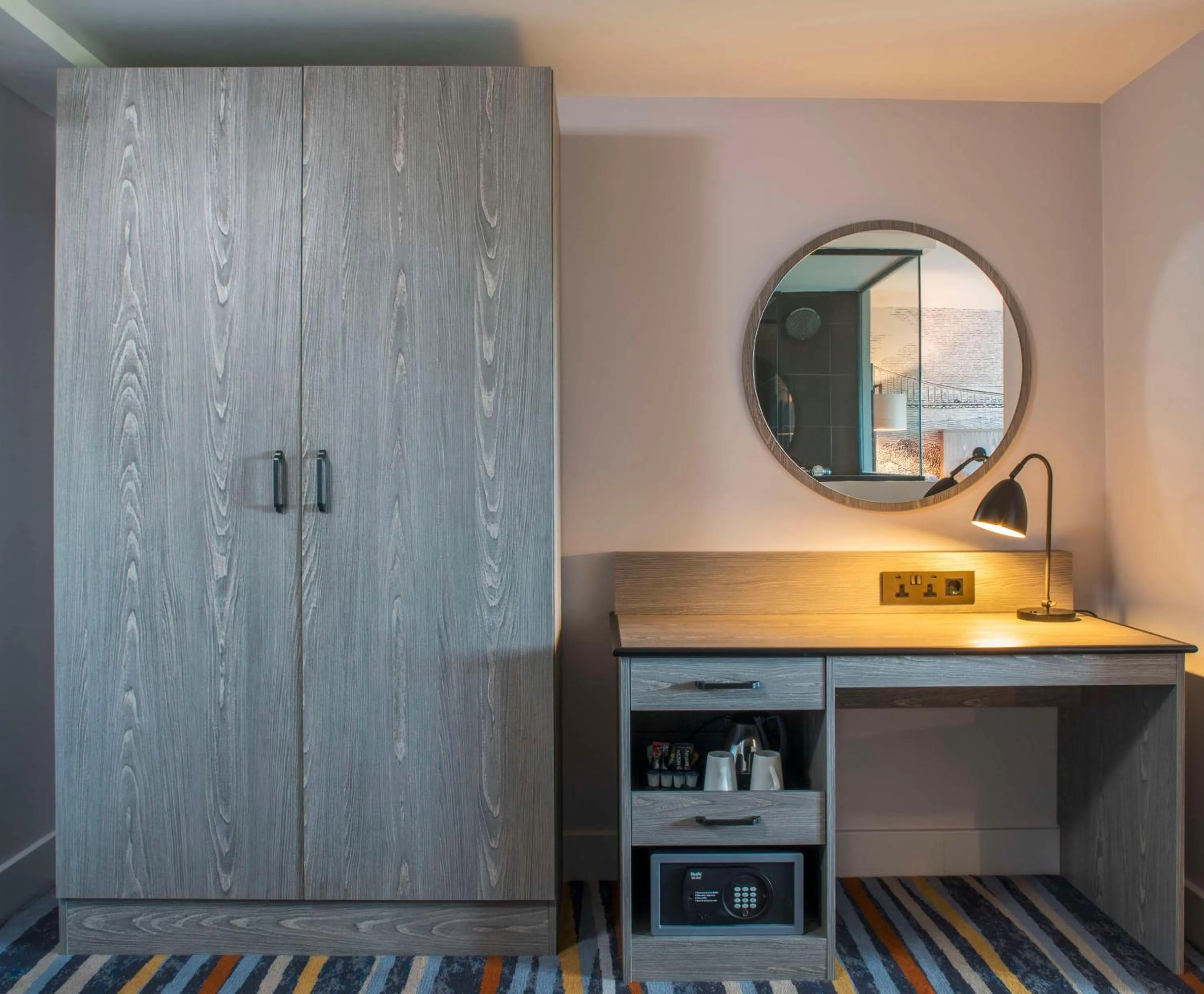 Bedroom in DoubleTree by Hilton Bristol South - Cadbury House