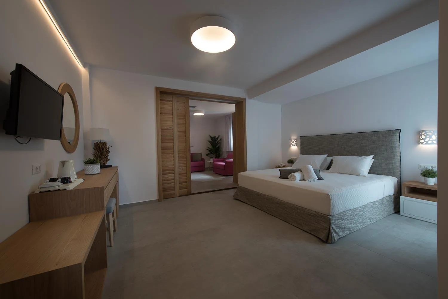 Shower, Bed in Natura Luxury Boutique Hotel Skopelos