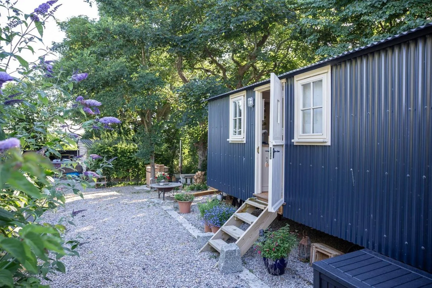 Facade/entrance in Brookfields