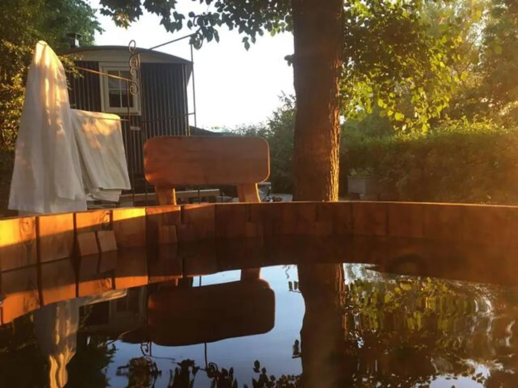 Hot Tub in Brookfields