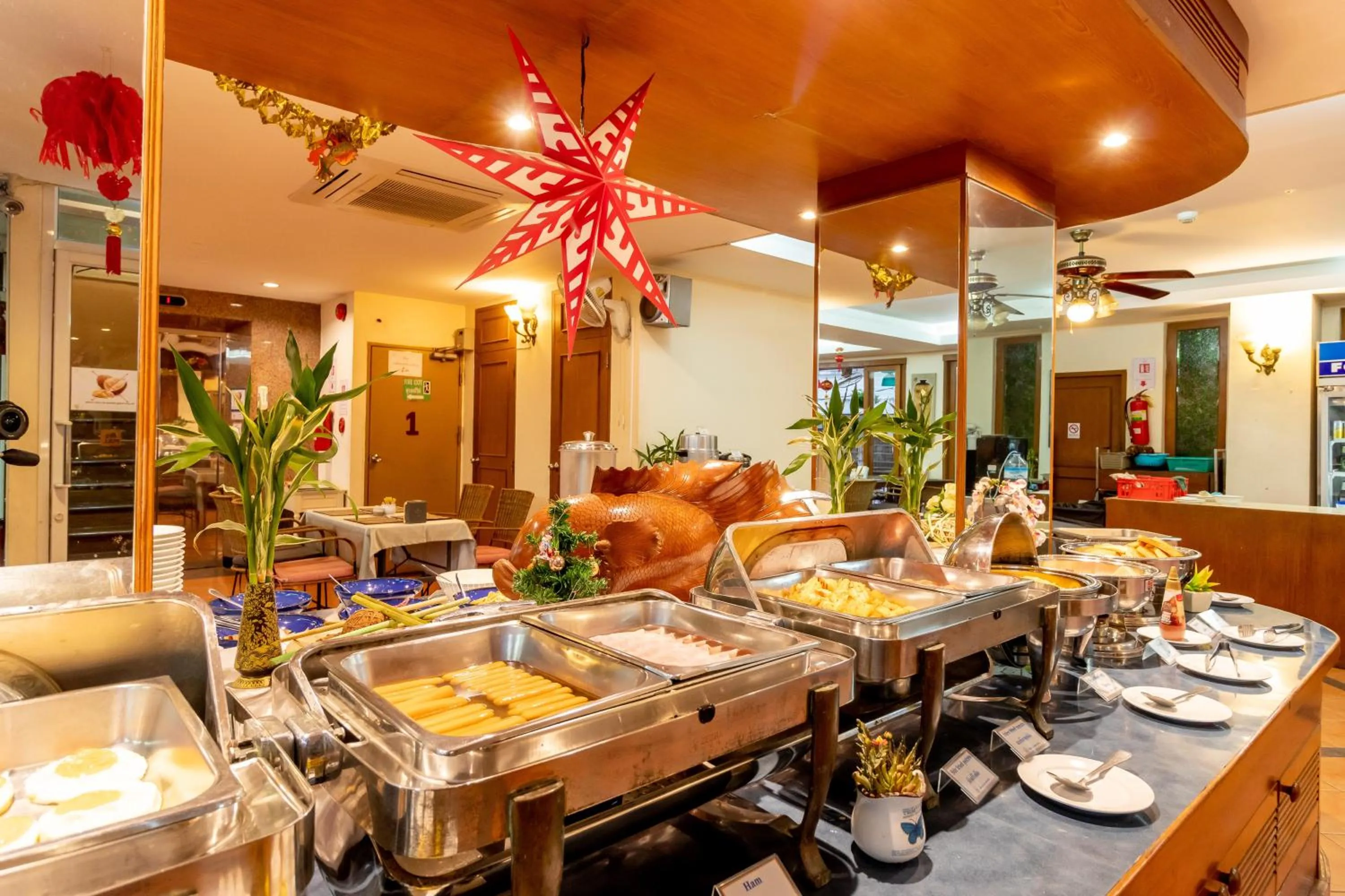 Breakfast in Thipurai Annex Hotel