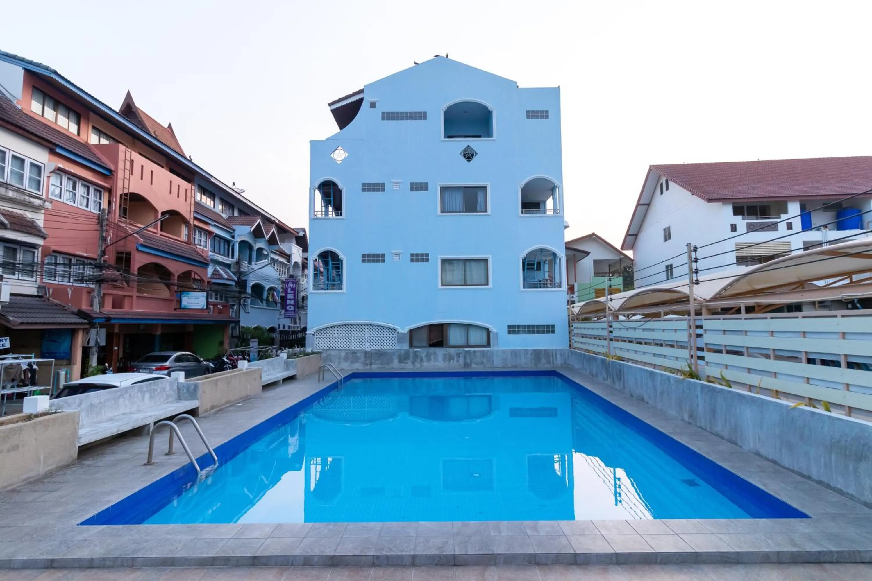 Swimming pool in Thipurai Annex Hotel
