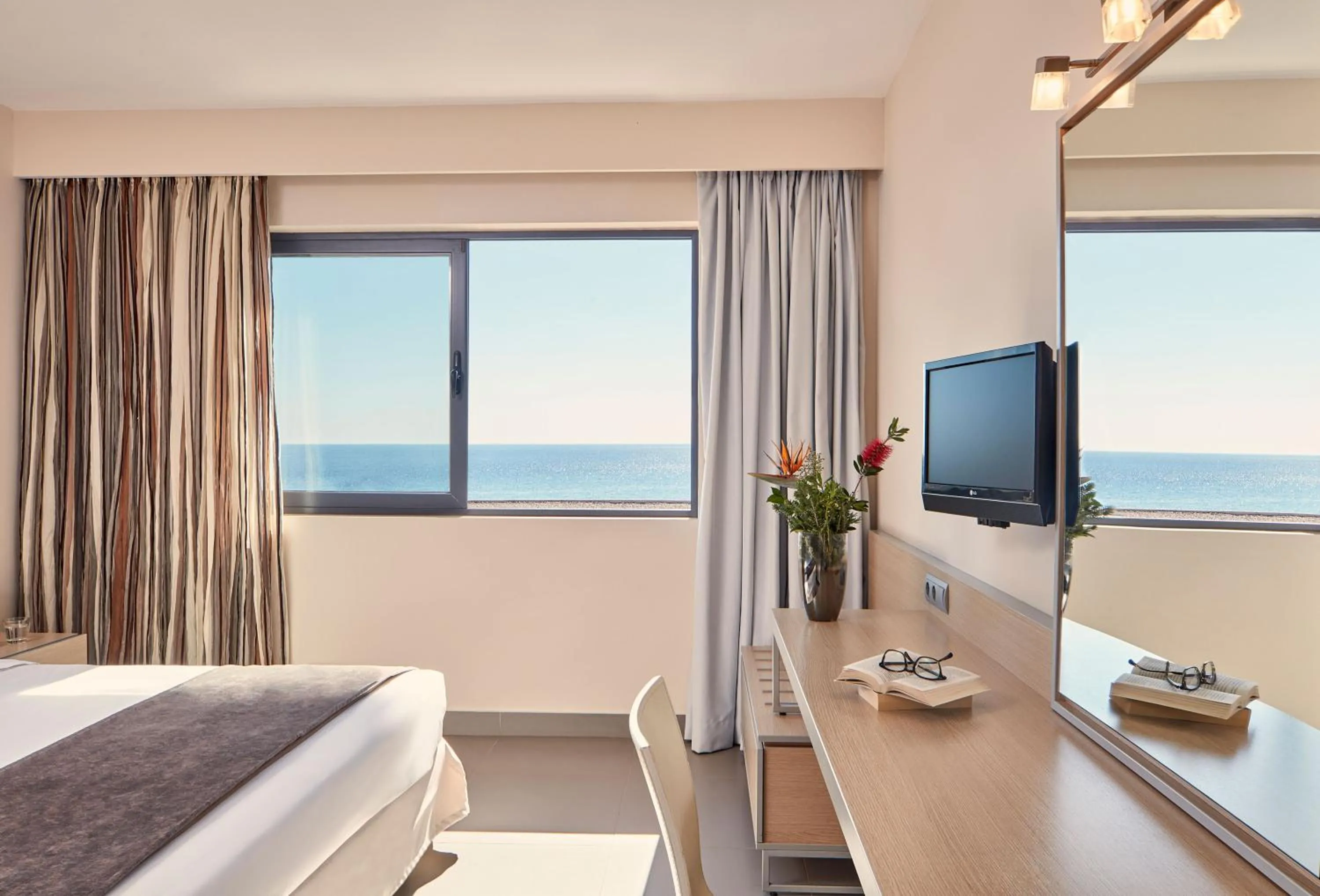 Bedroom, Bed in Atlantica Mikri Poli Crete