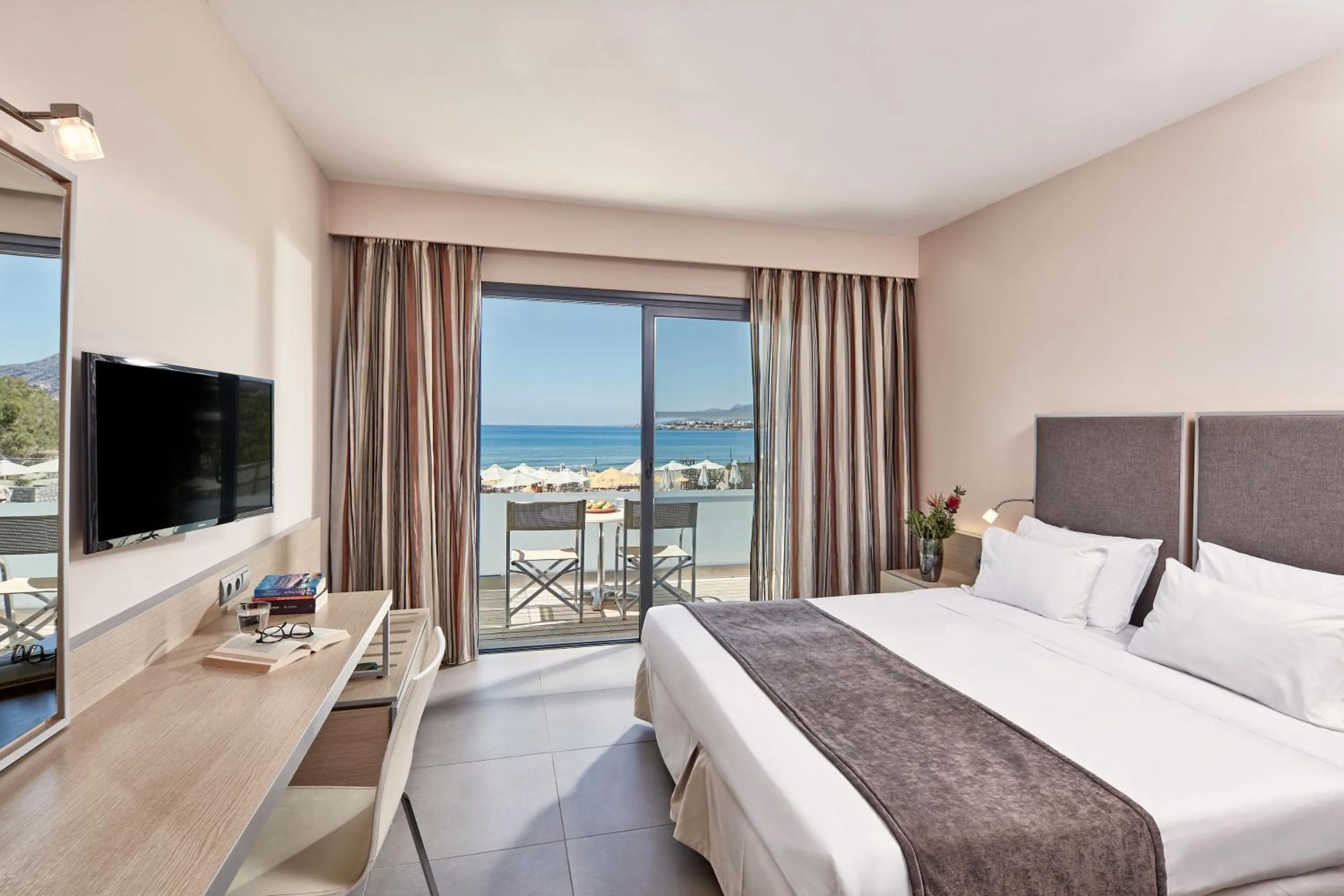 Bedroom, Bed in Atlantica Mikri Poli Crete