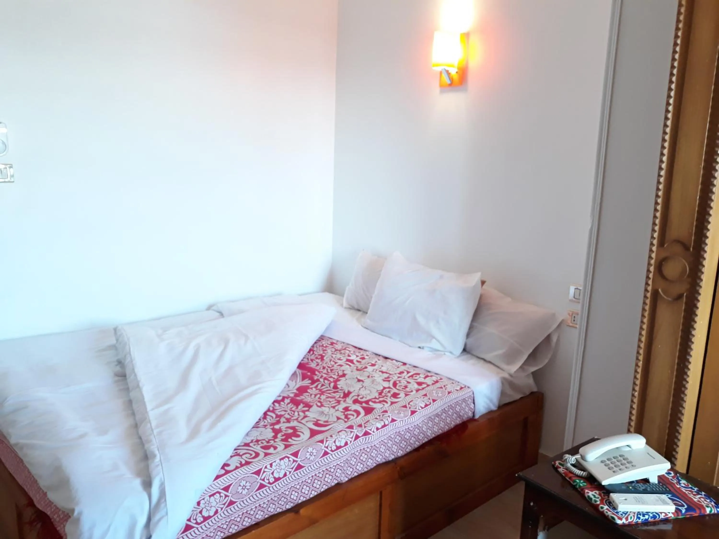 Bedroom, Bed in El Mesala Hotel