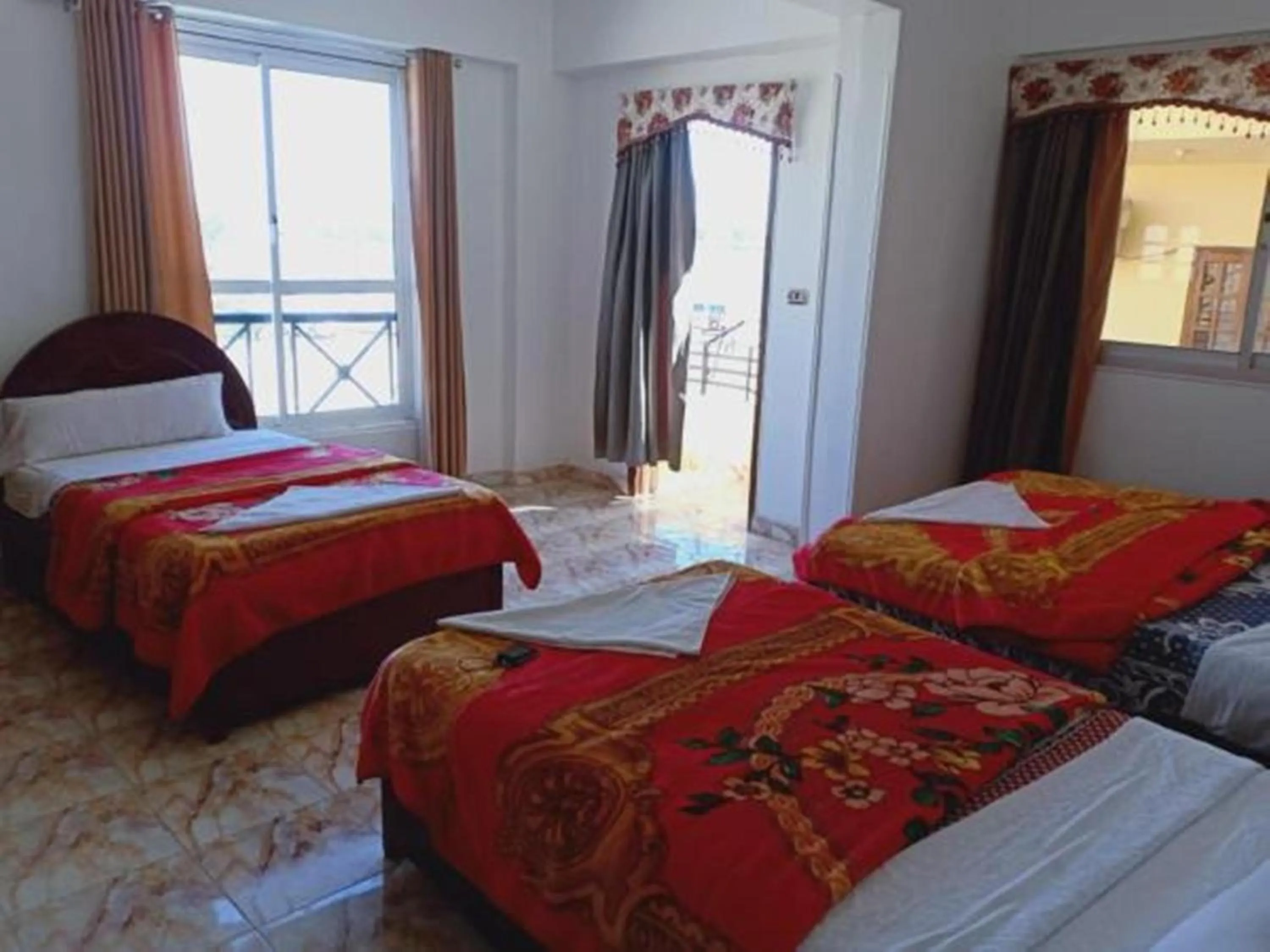 Photo of the whole room, Bed in El Mesala Hotel
