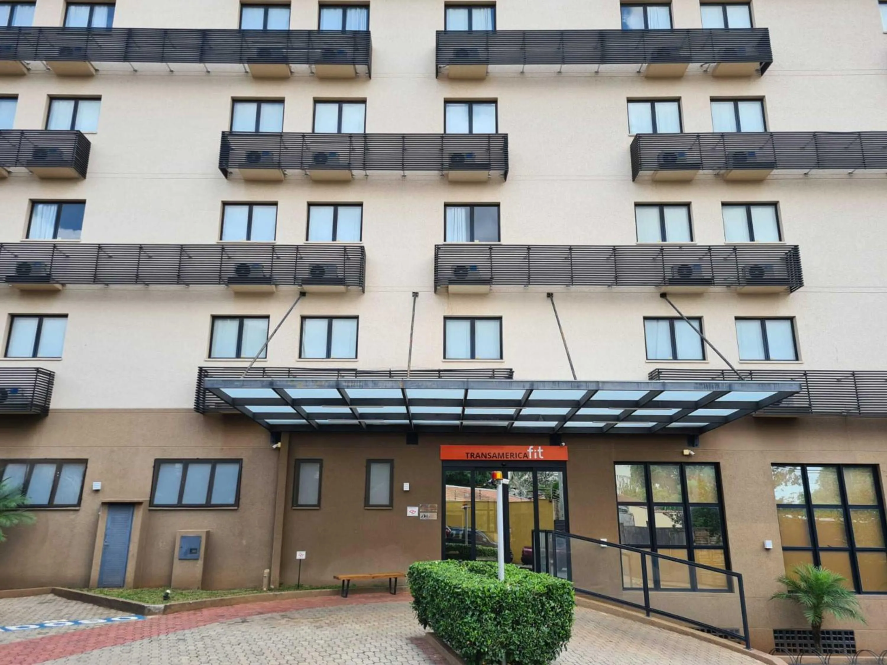 Facade/entrance in Sleep Inn São Carlos