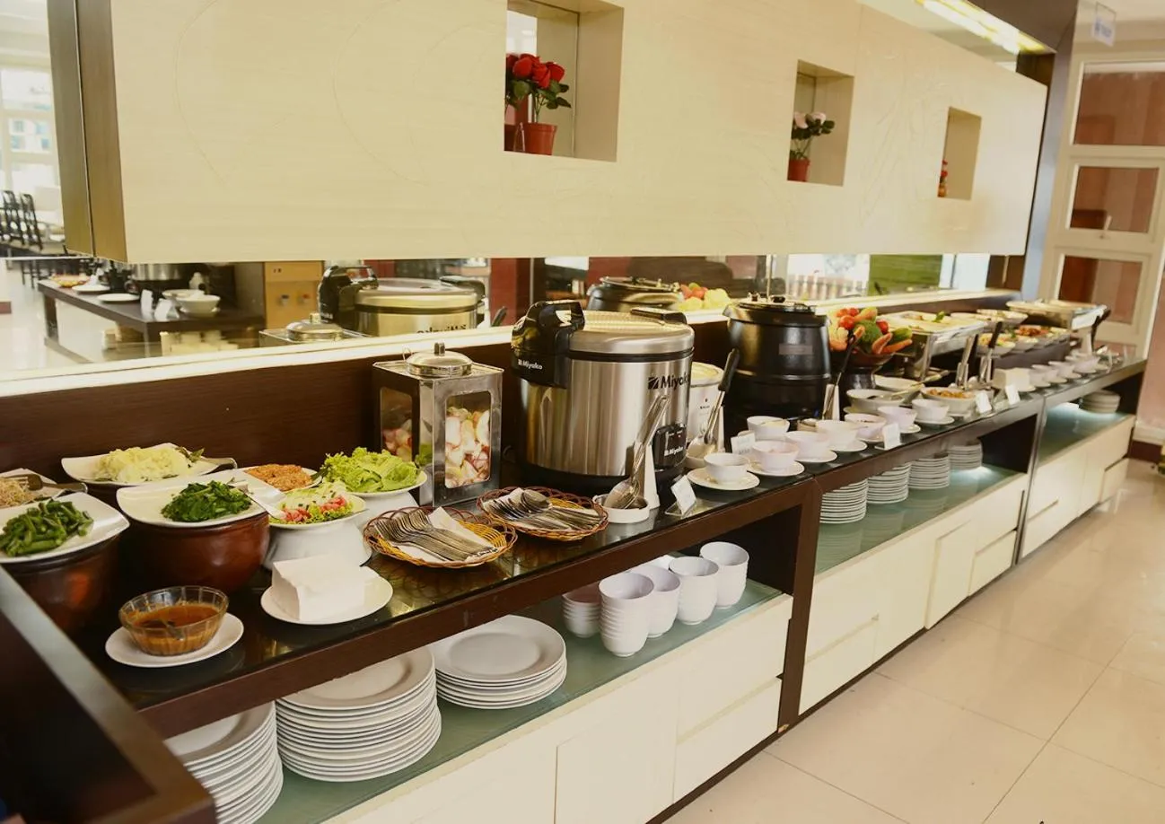 Restaurant/places to eat in Hotel 88 Jember By WH - Strategic Location In The City Center