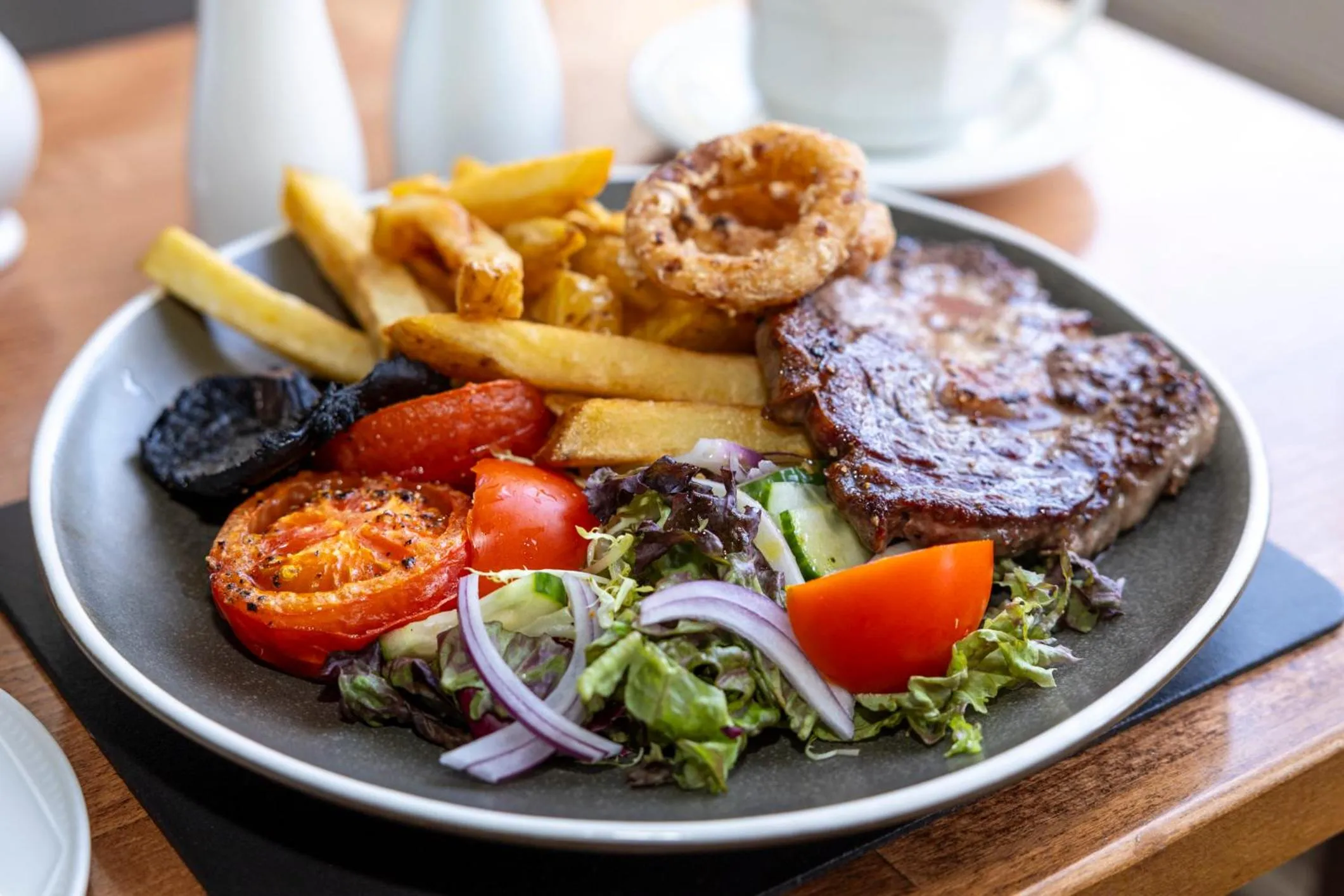 Food and drinks in Best Western Lamphey Court Hotel and Spa