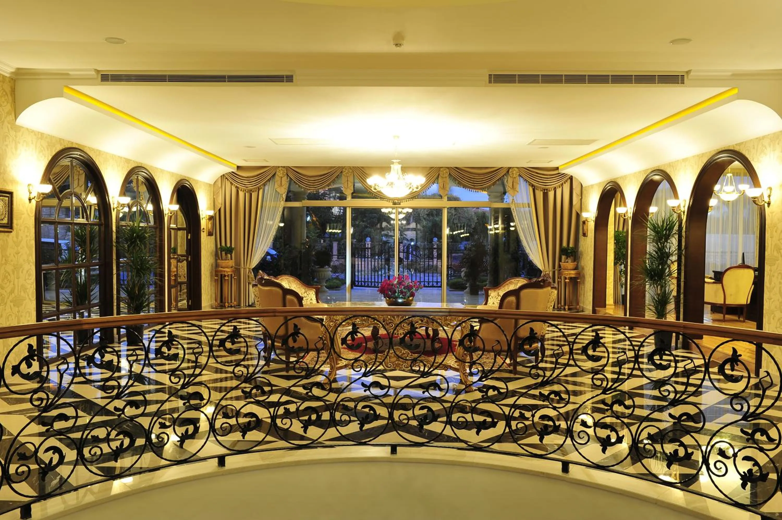 Lobby or reception in Villa Augusto Boutique Hotel & SPA