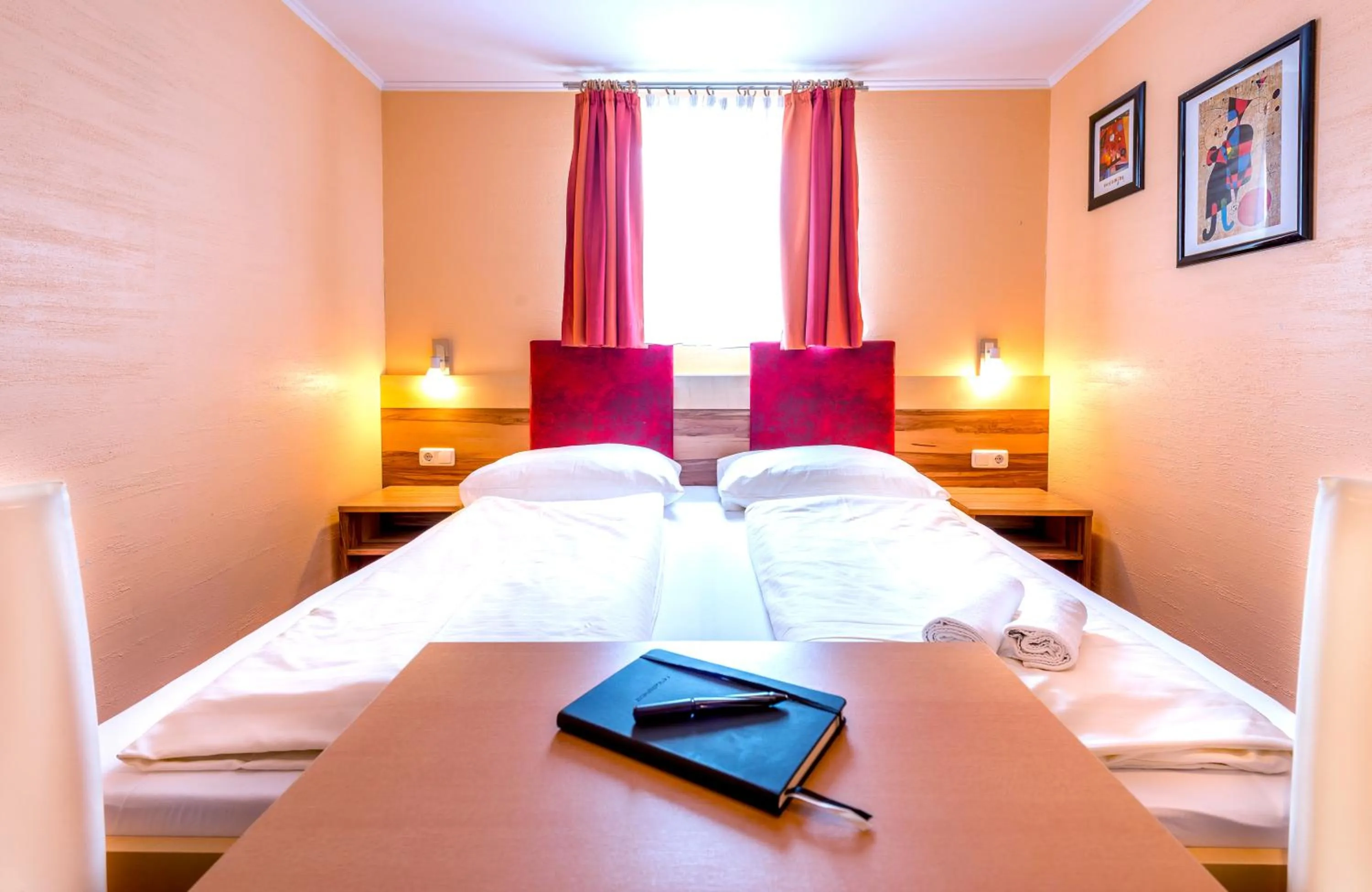 Bed in Panorama Hotel Traunstein