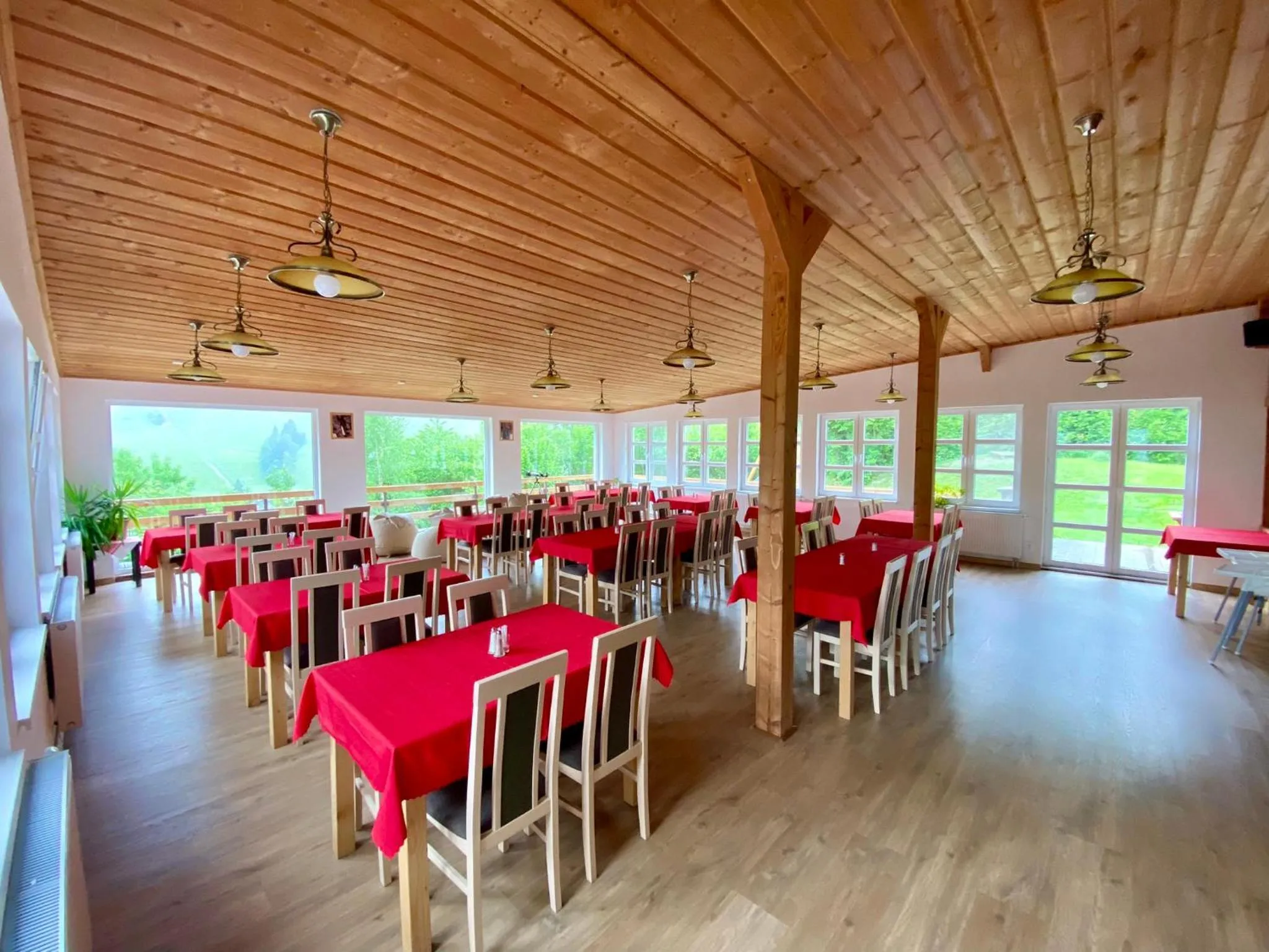 Restaurant/places to eat in Chata pod Sokolím