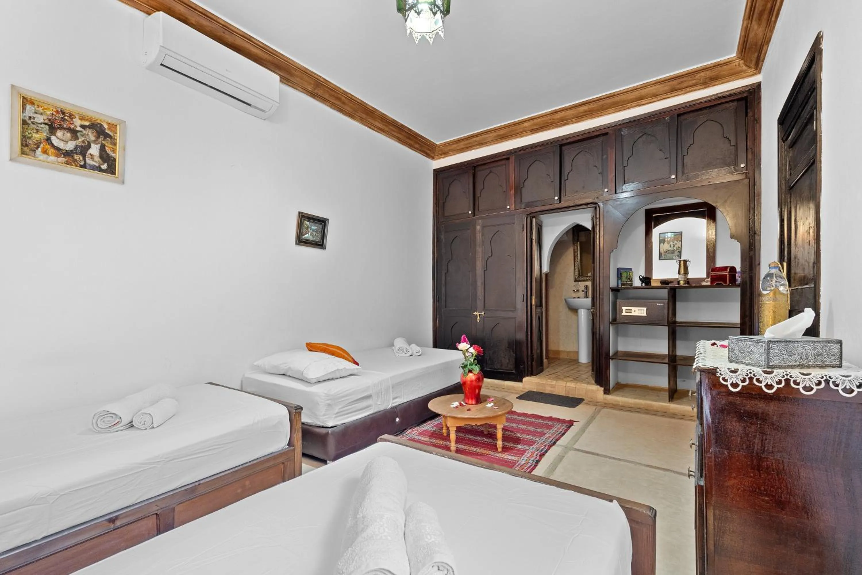 Bed in Riad Marwa Marrakech