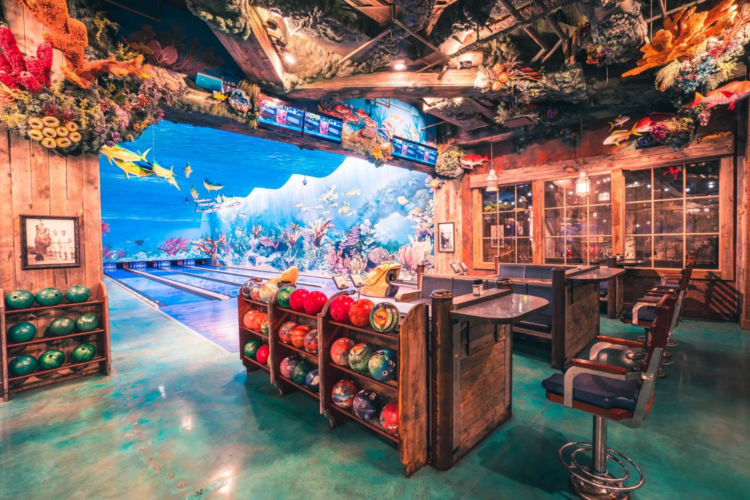 Bowling in Big Cypress Lodge