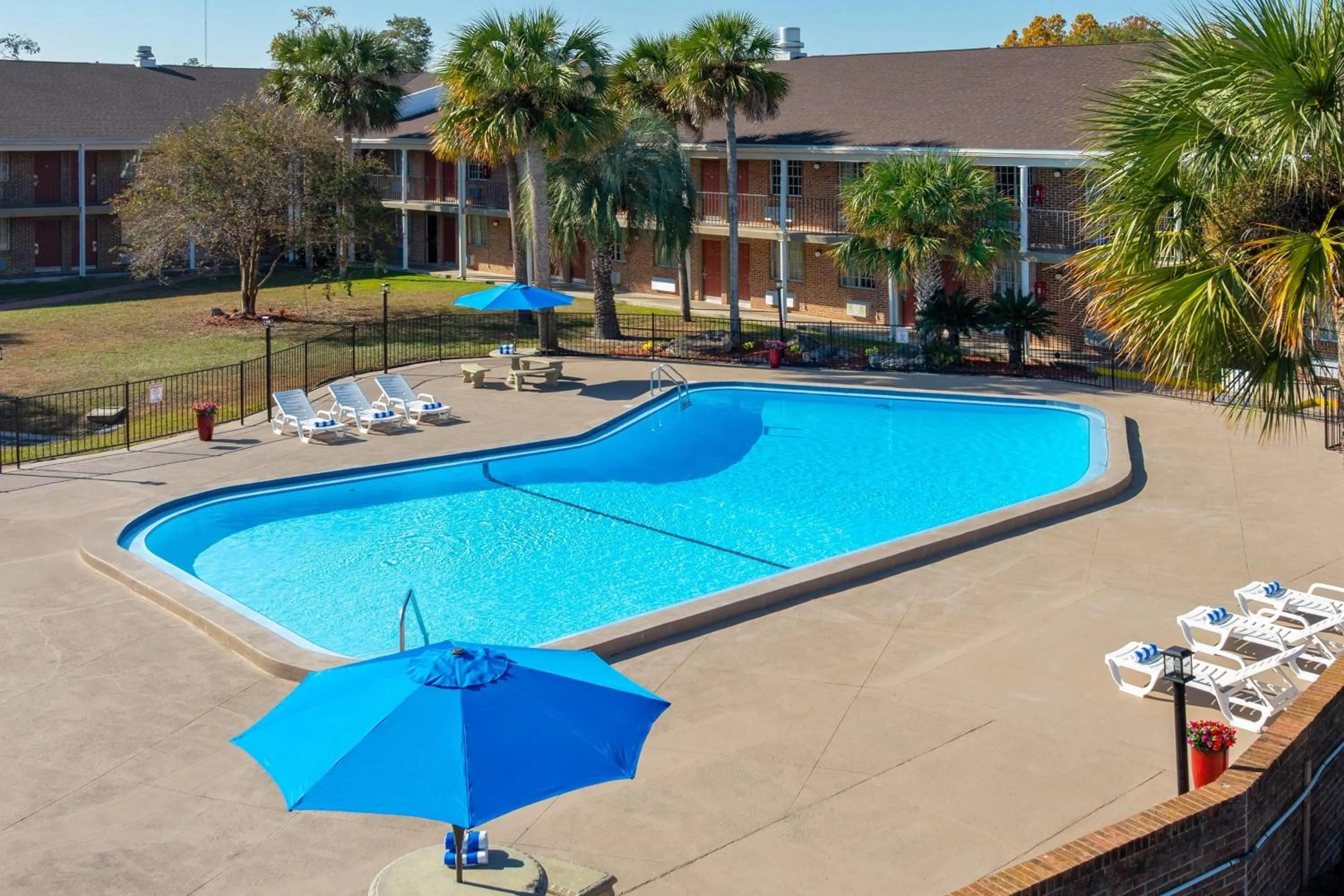 Swimming pool in Super 8 by Wyndham Lake City
