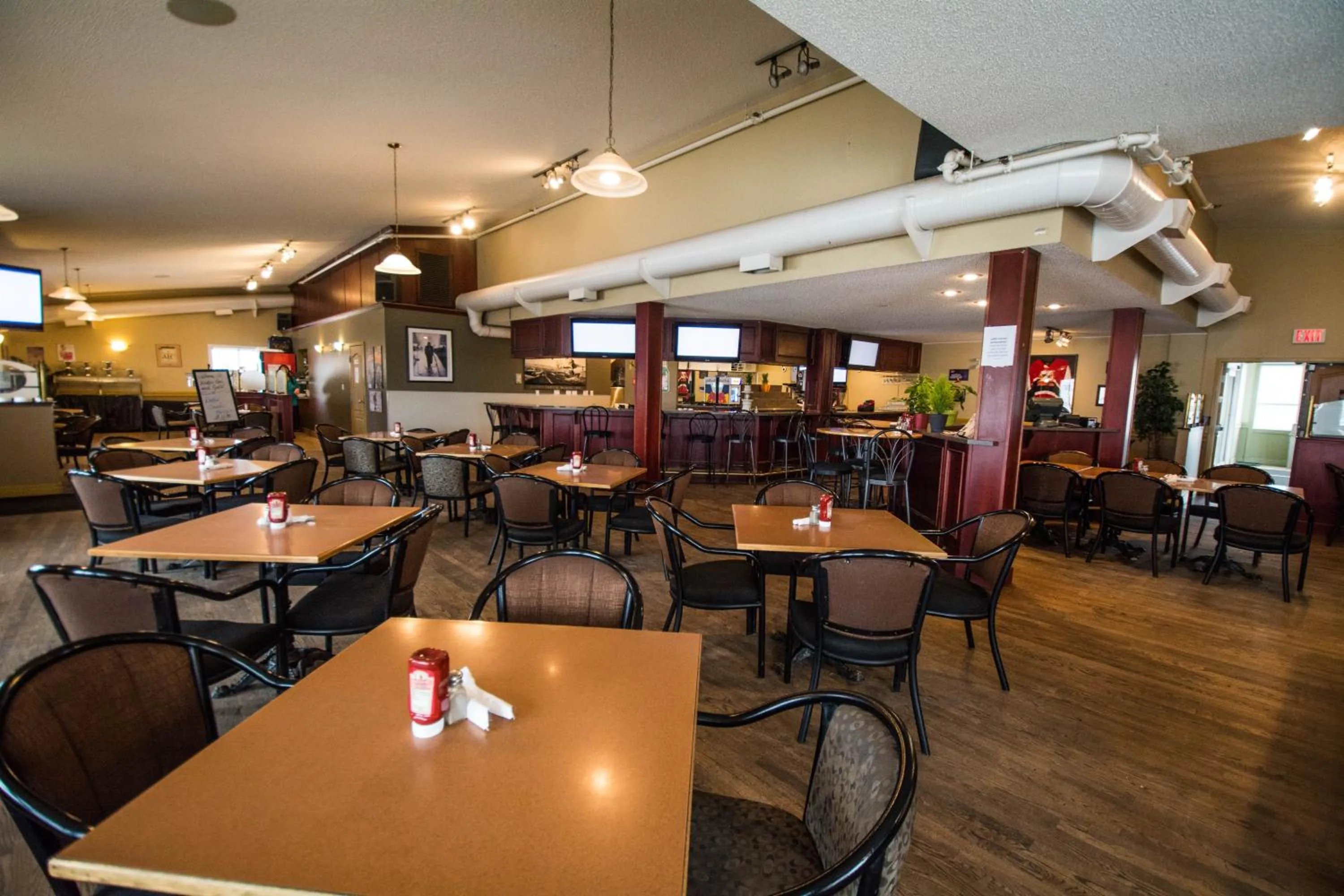 Restaurant/places to eat in Nova Inn Acheson