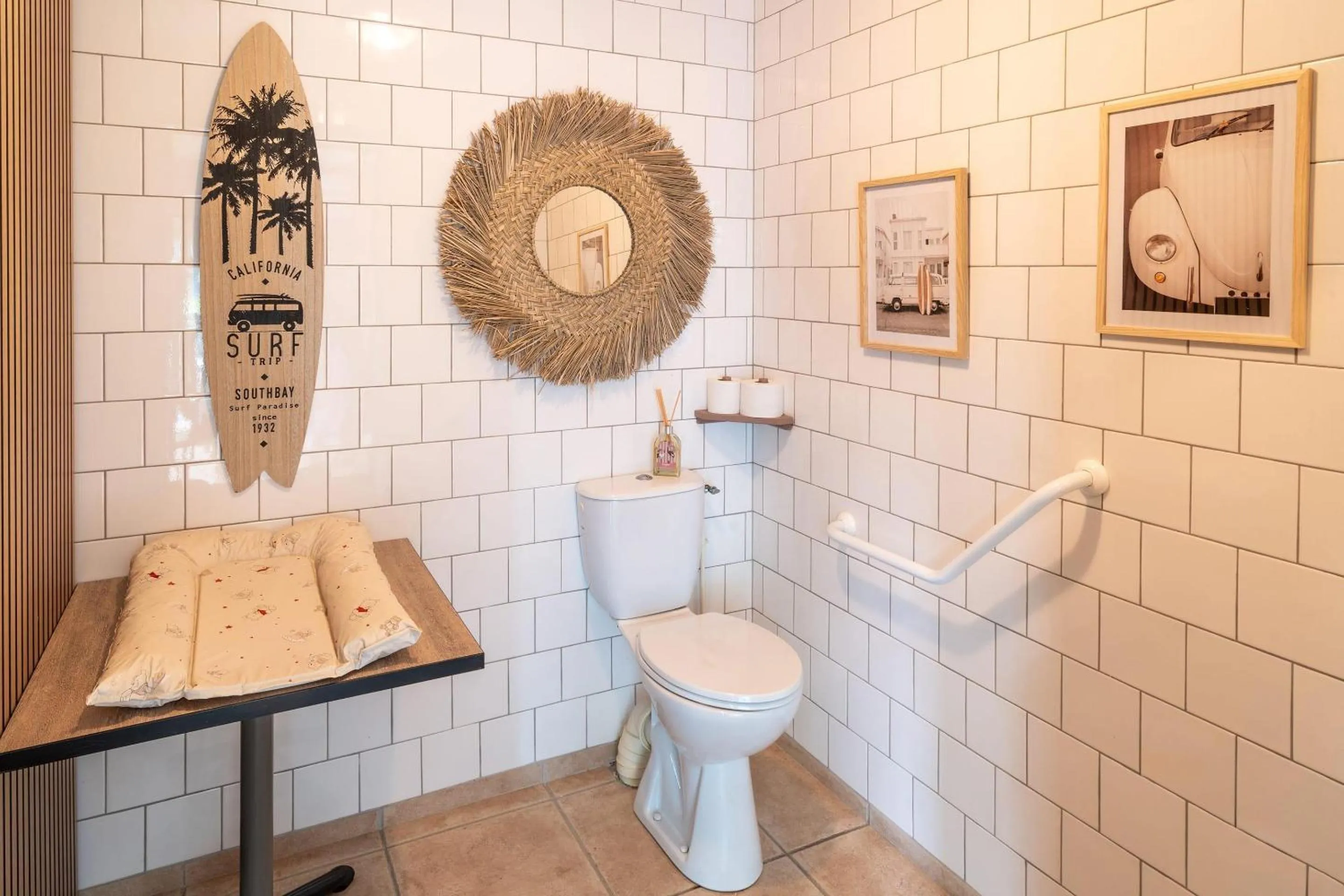 Bathroom in Sure Hotel by Best Western Mont-de-Marsan