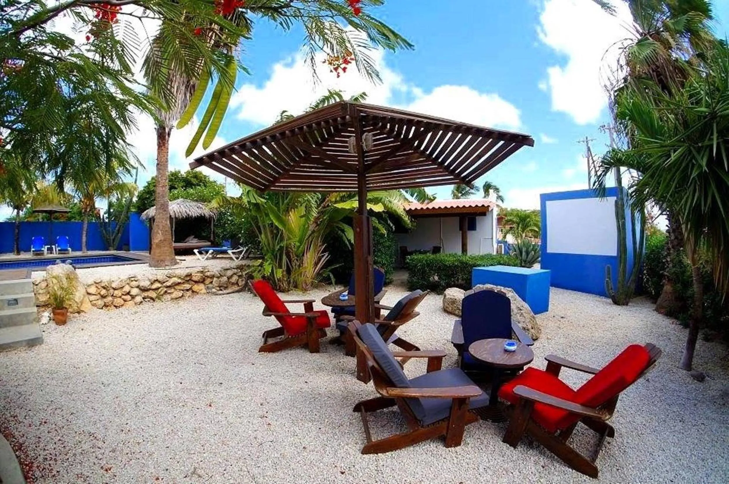 Garden in Caribbean Chillout Apartments