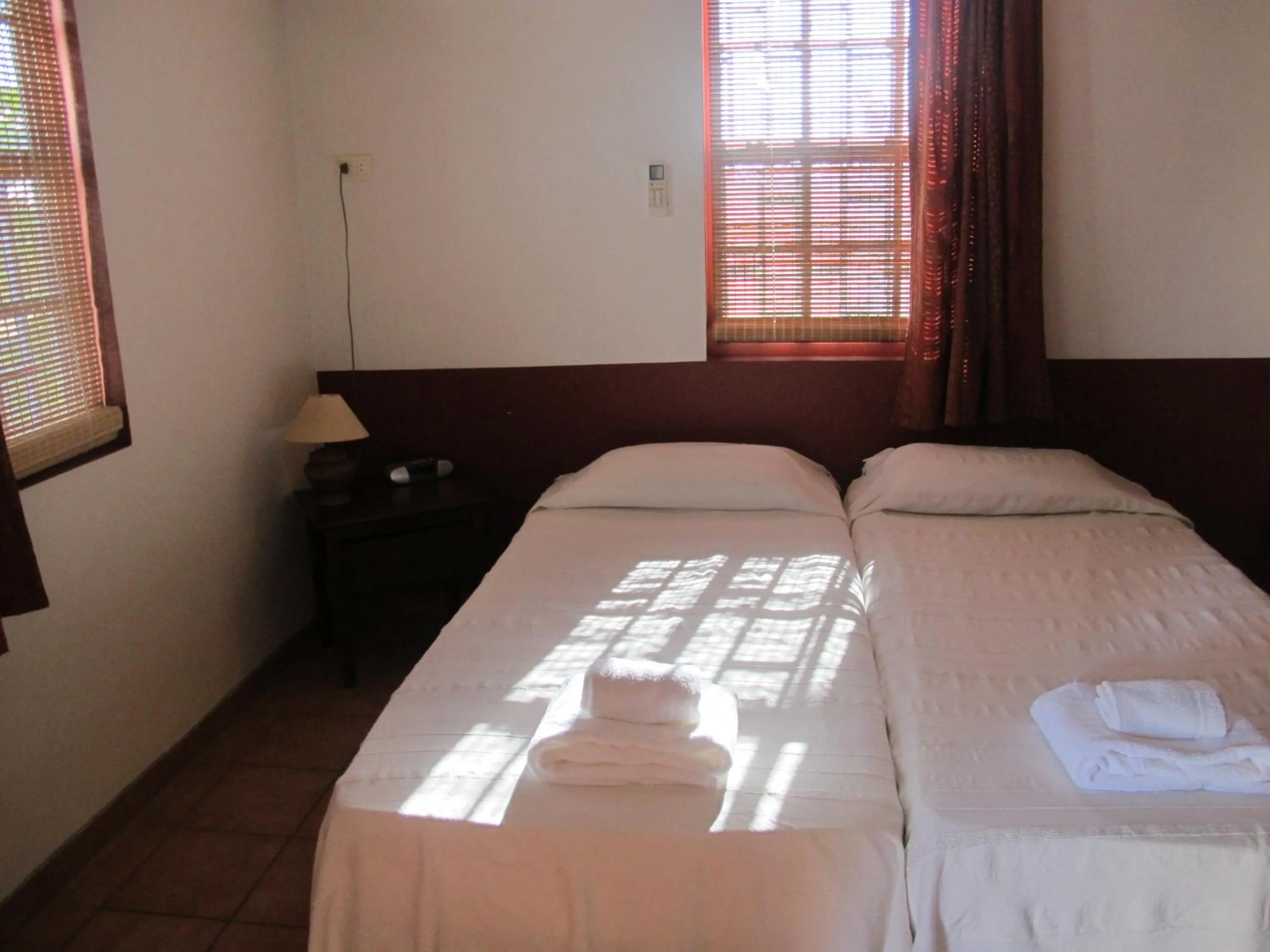 Bathroom, Bed in Caribbean Chillout Apartments