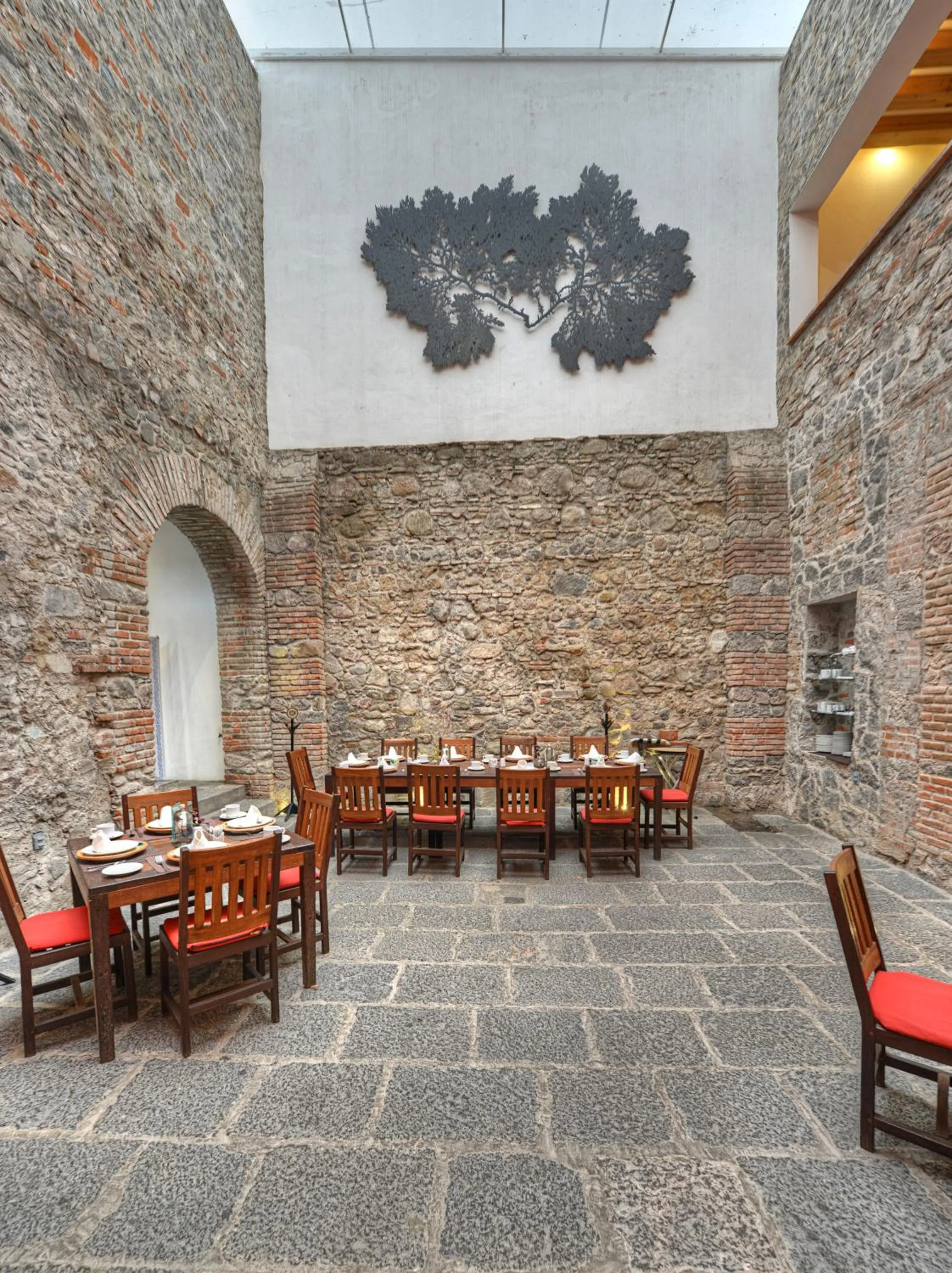 Restaurant/places to eat in Hotel Boutique Casareyna