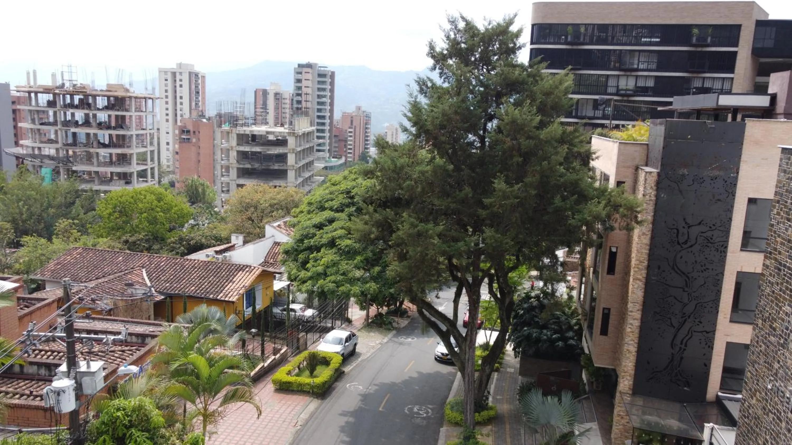 Greenview Medellin By St Hoteles