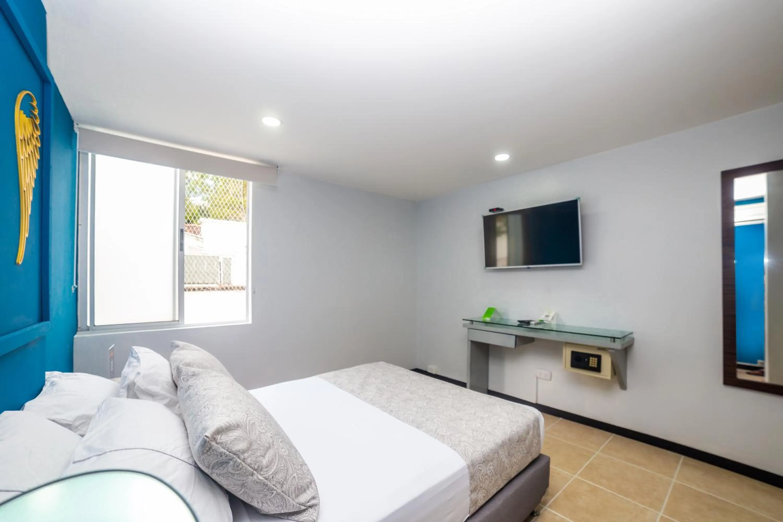 Bedroom, Bed in Greenview Medellin By St Hoteles