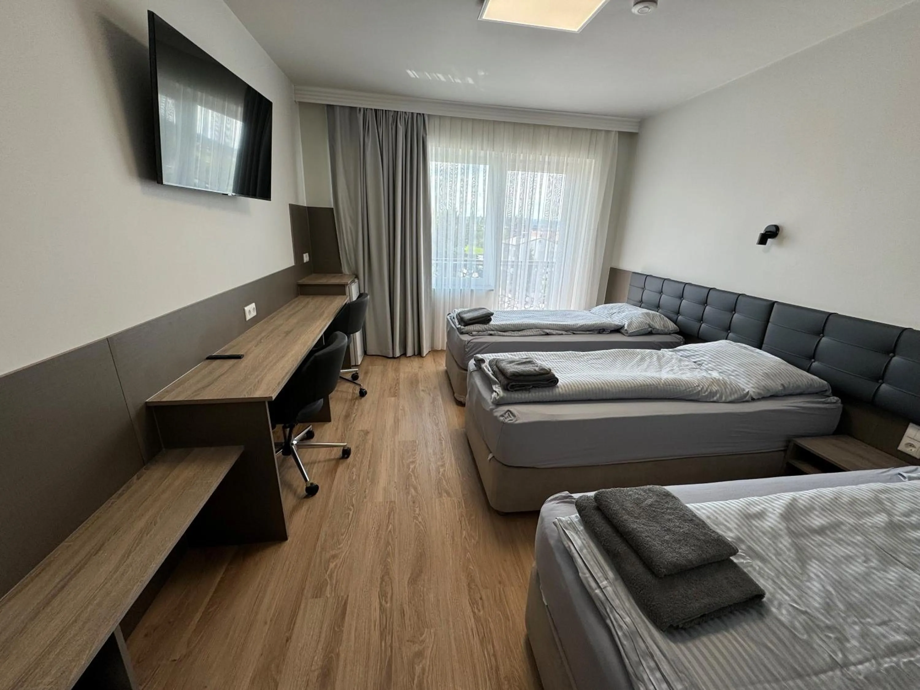 TV and multimedia, Bed in F Hotel 24h Check-In