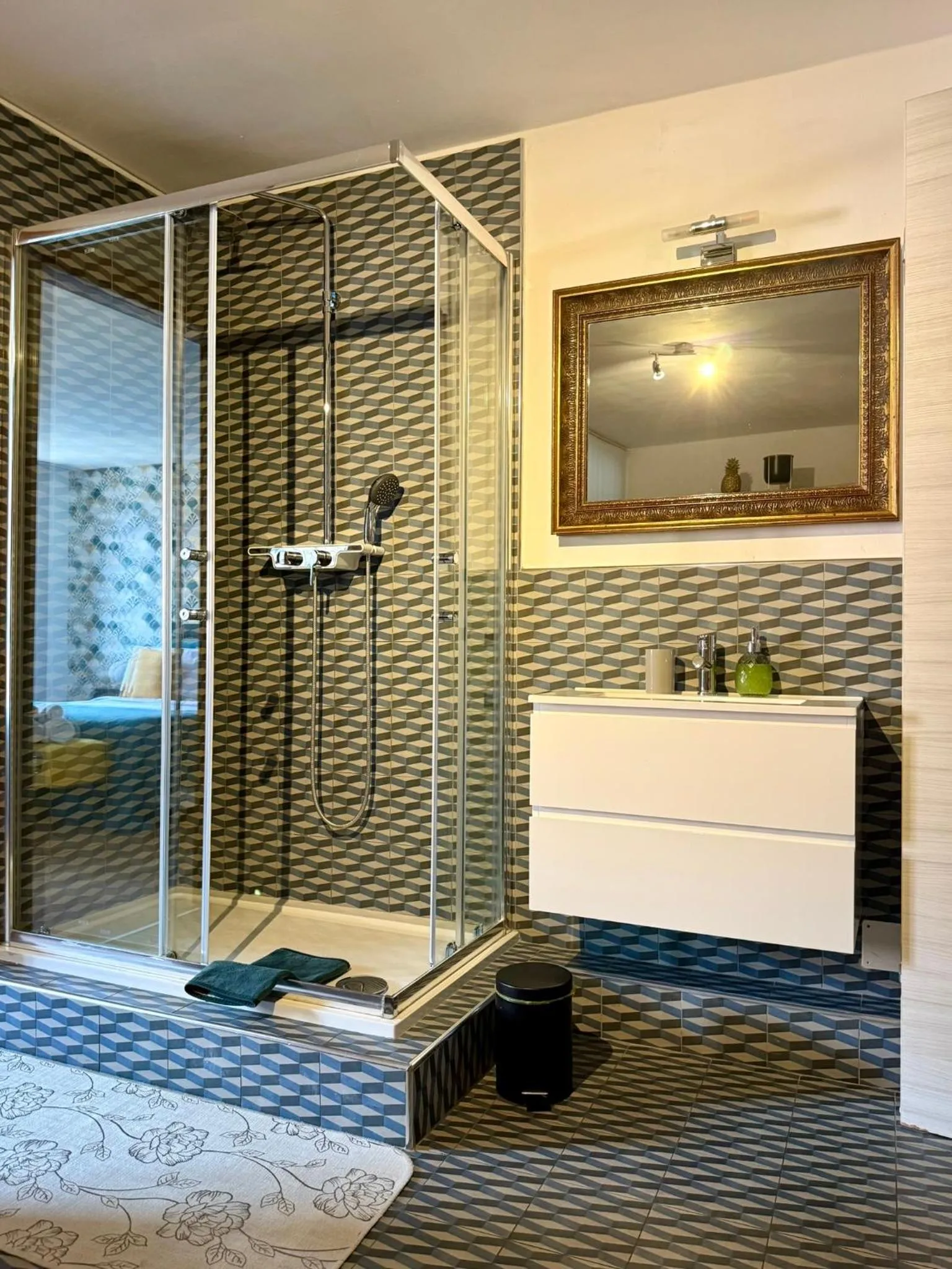Shower in Palazzina300