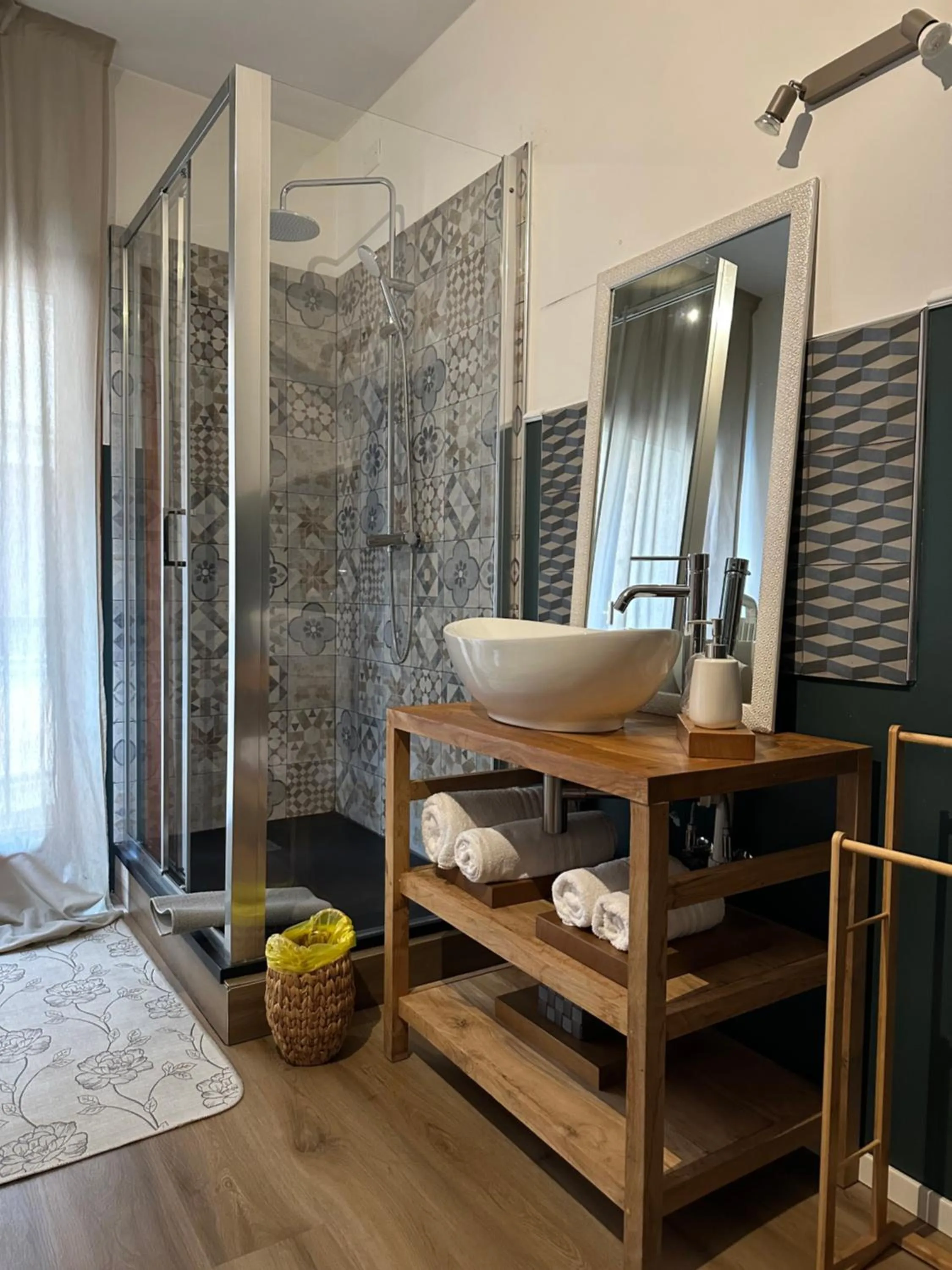 Shower in Palazzina300