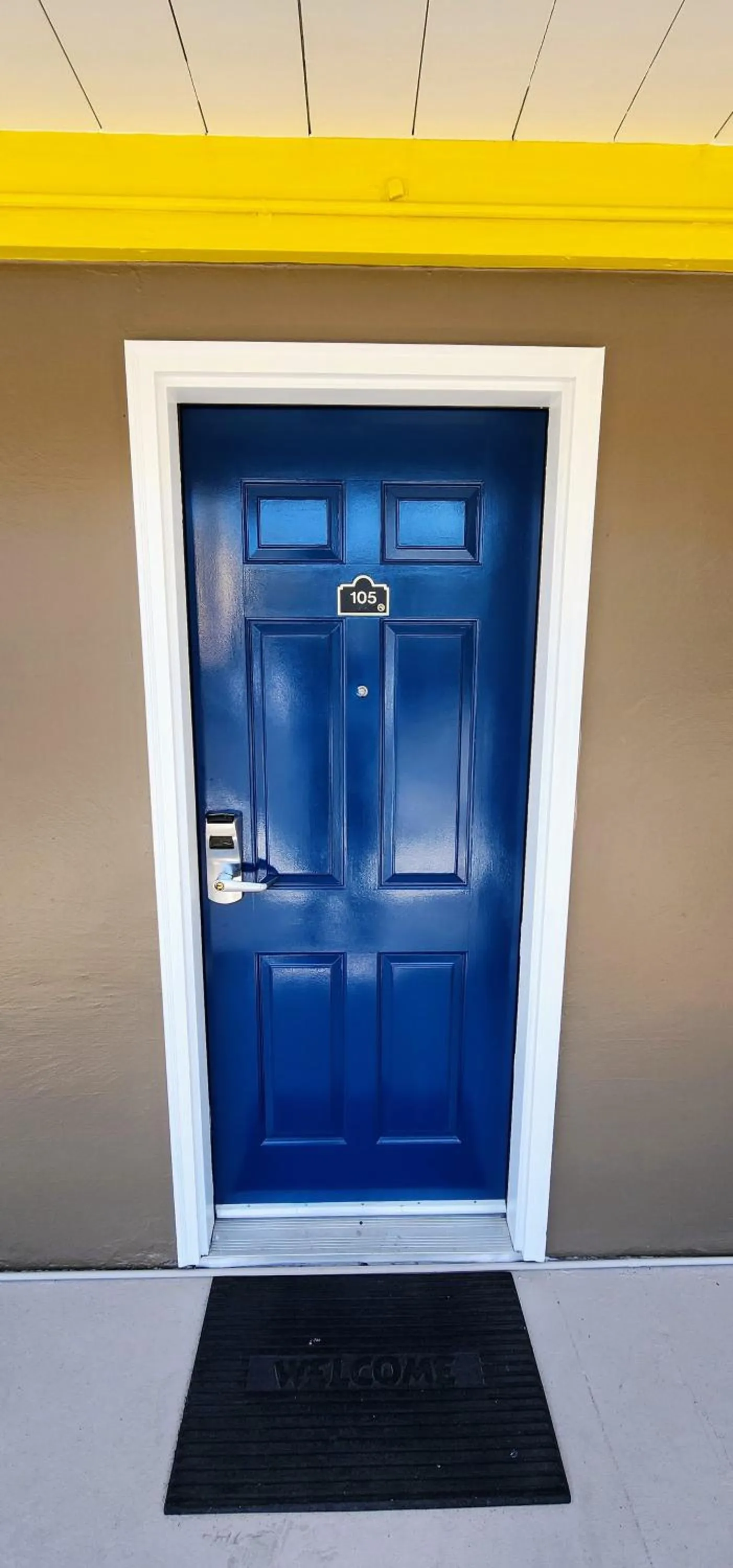 Property building in Hotel Belmont